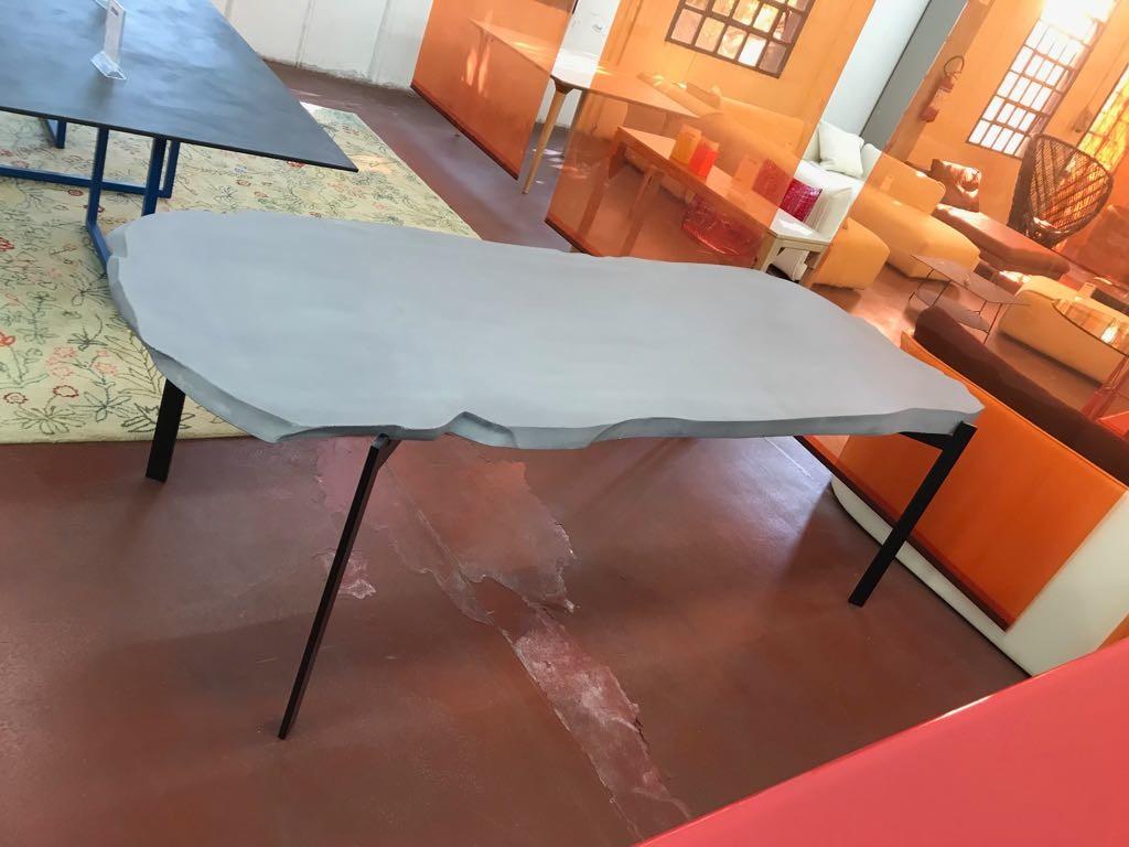 Tisch Basalt-Tisch Modell von Fredrikson Stallard für Driade, Italien (Italienisch) im Angebot