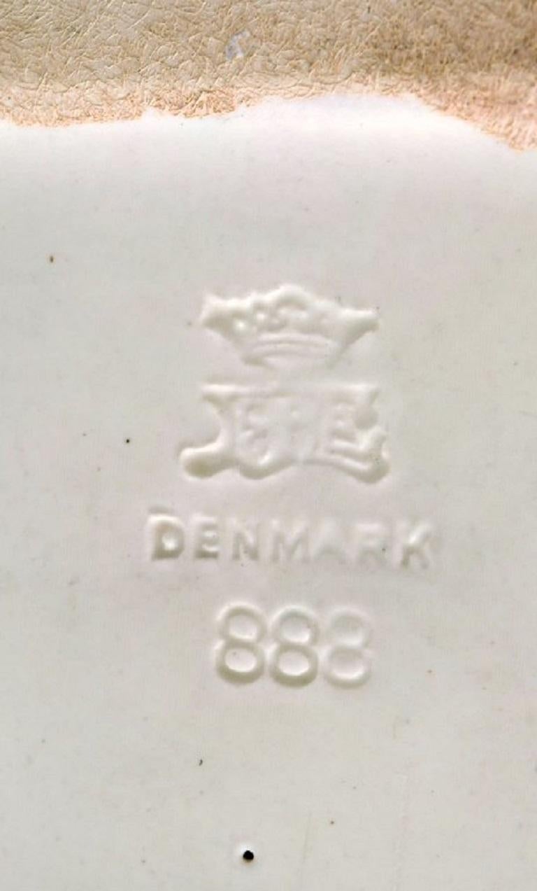 P. Ipsen's, Danemark, Girl No. 888, en glaçure claire rare, Venus Kalipygos en vente 3