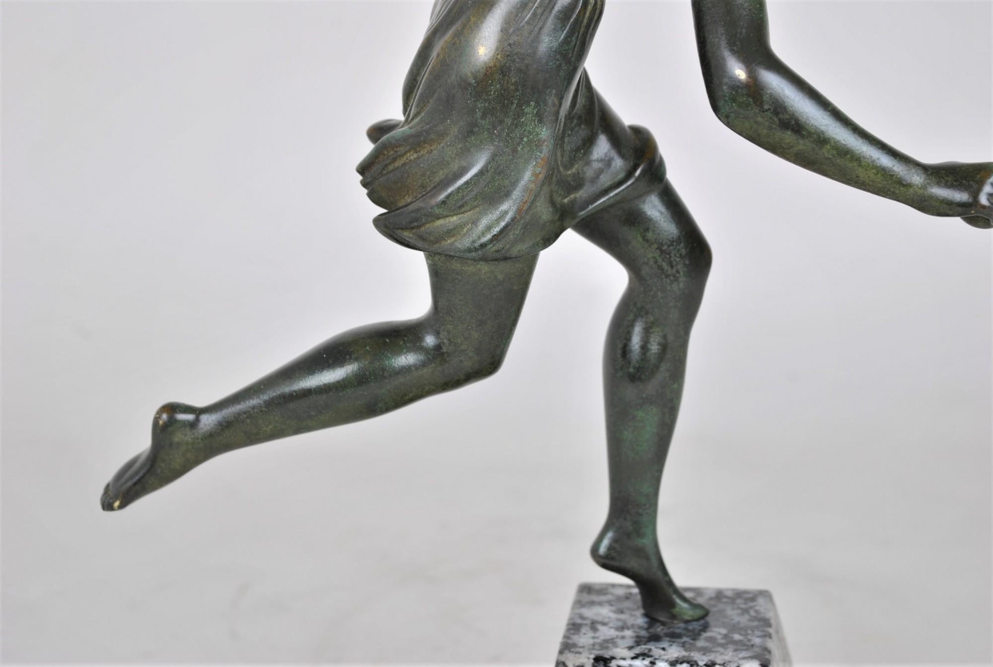P Le Faguays, Woman with the Ball, Signed Bronze, Art Deco, 20th Century 9