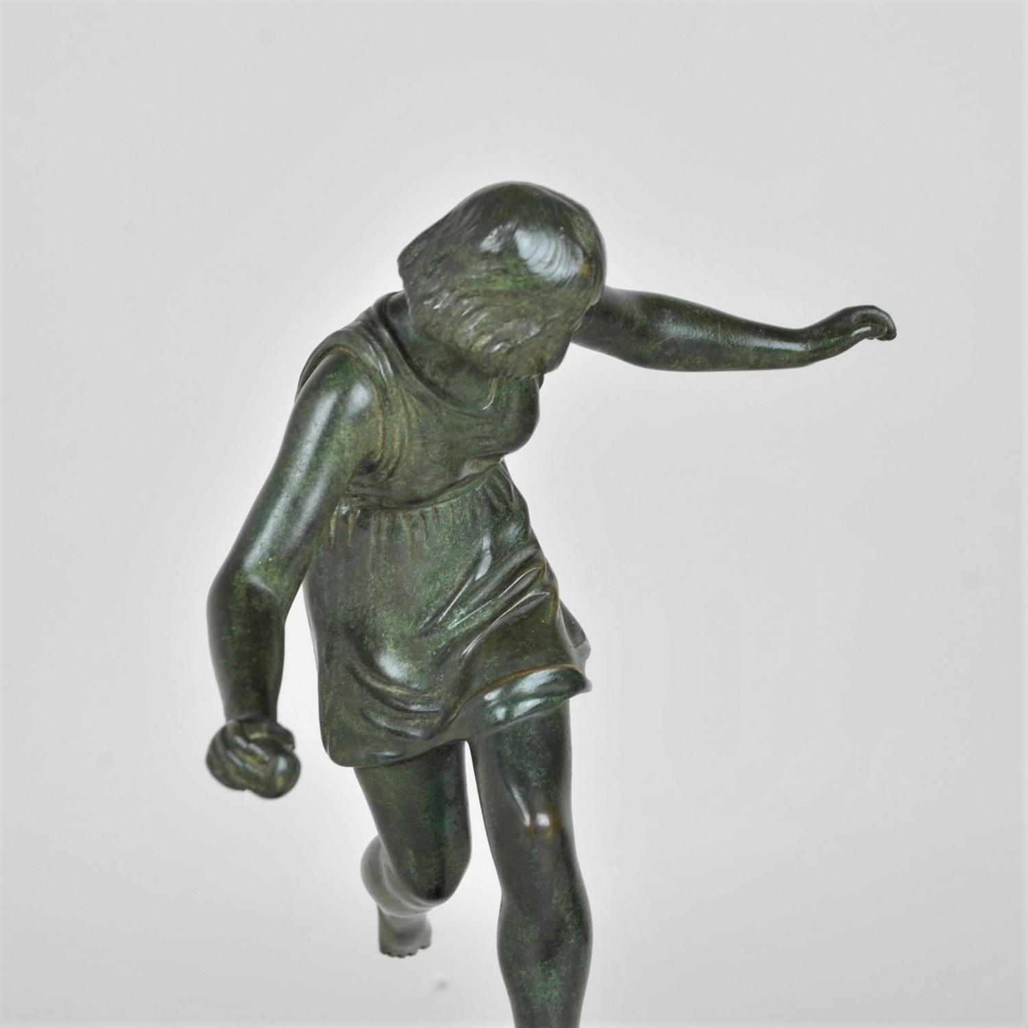P Le Faguays, Woman with the Ball, Signed Bronze, Art Deco, 20th Century 11