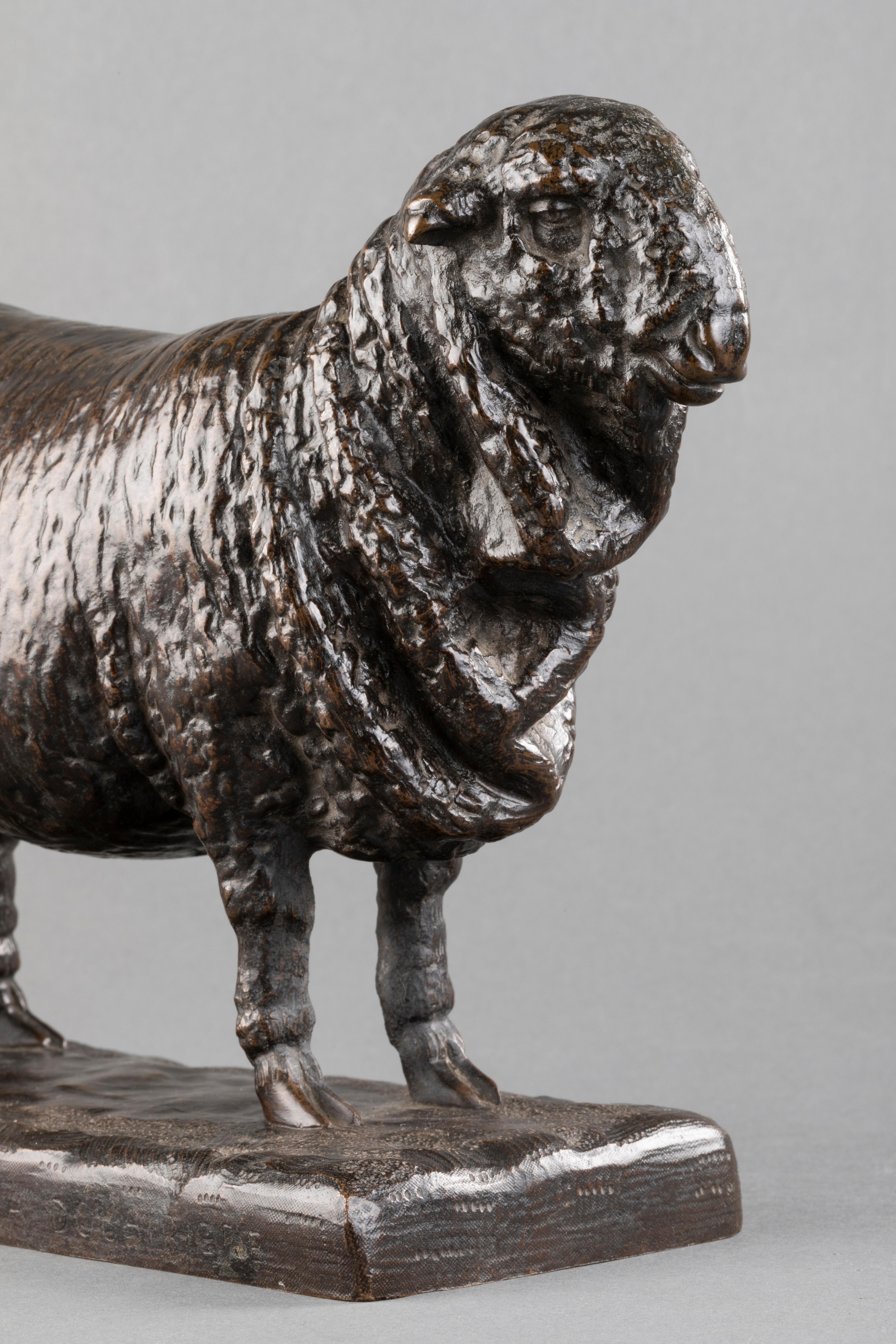 P-R Christophe (Attrib) : Rare ewe in black patinated bronze, circa 1925   For Sale 1