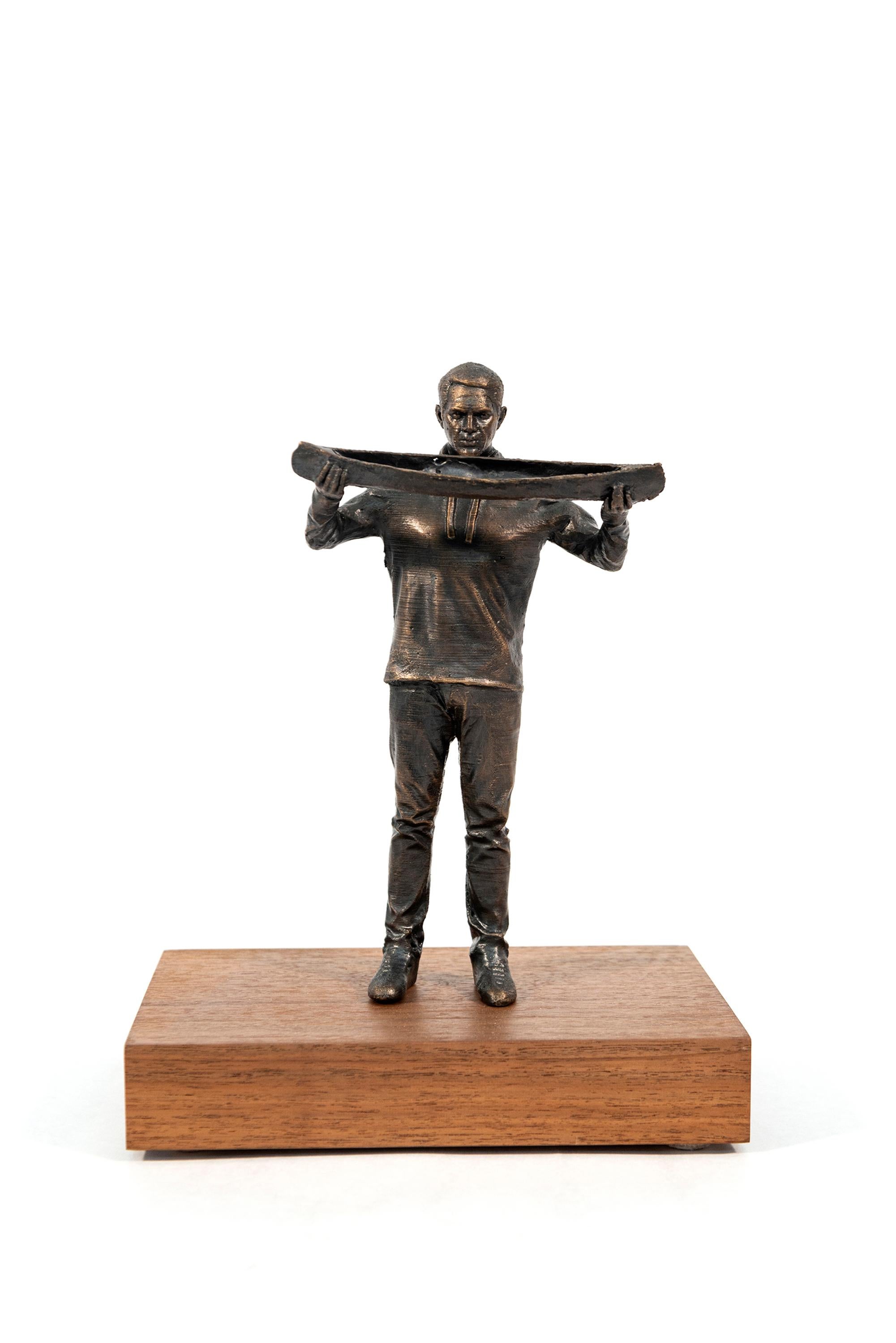 Figurative Sculpture Roch Smith - Offre 1/3 - Sculpture en bronze, symbole de canoë contemporain, 2010+.