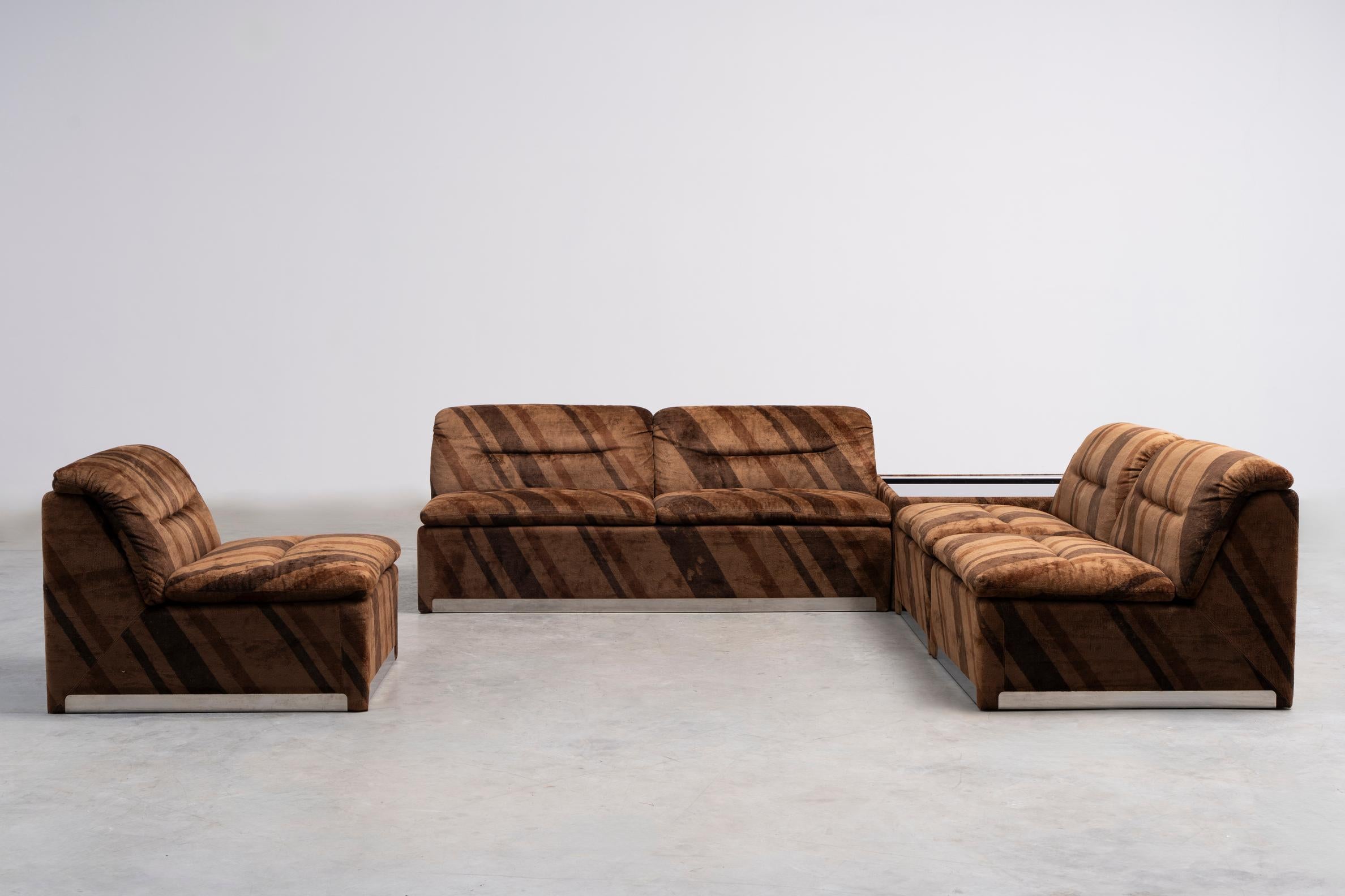 Mid-Century Modern P10 Modular Sofa Group by Proposals - Giovanni Offredi For Sale