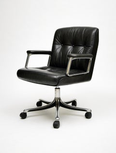 P126 armchair Osvaldo Borsani for Tecno 1966
