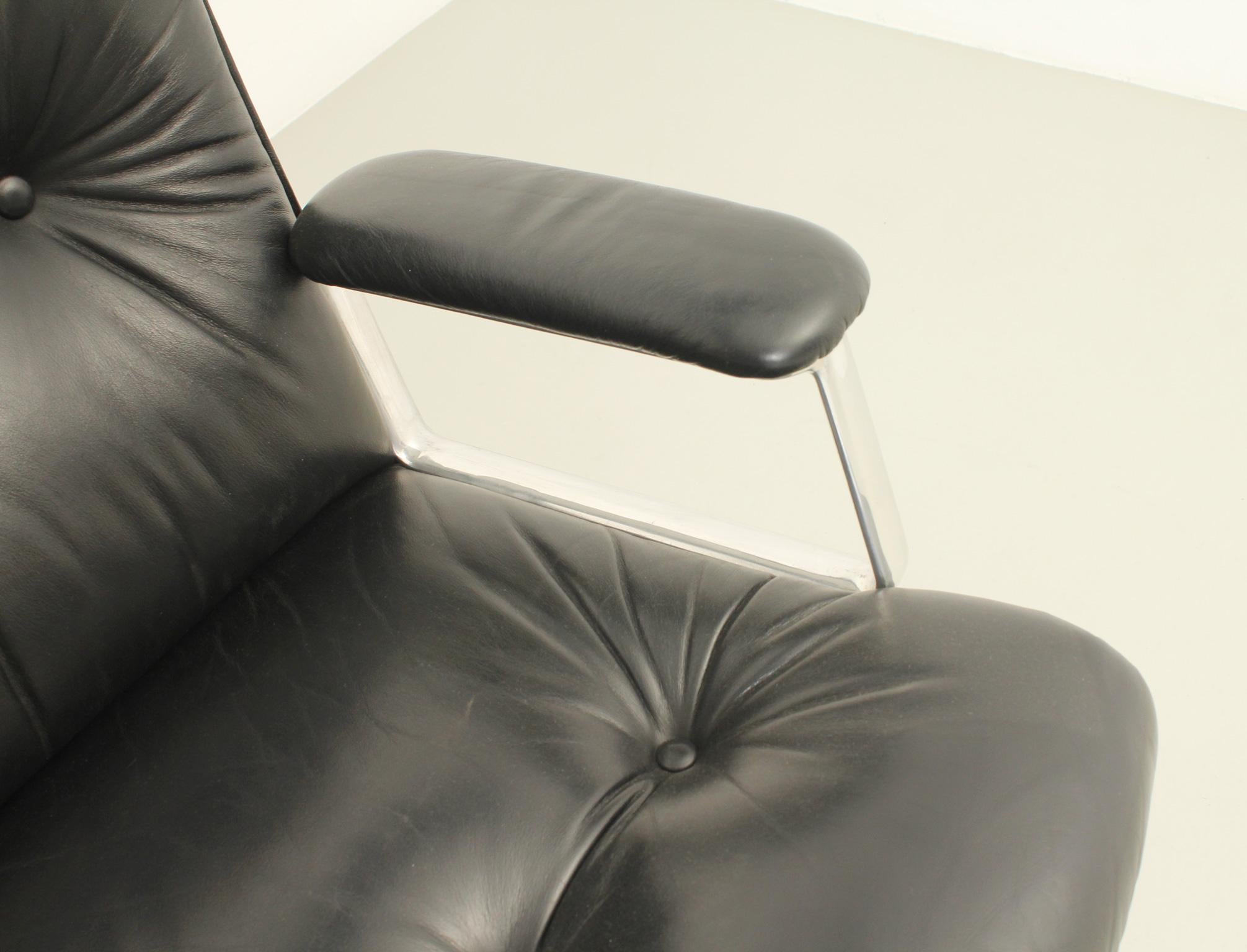 P126 Leather Office Chair by Osvaldo Borsani for Tecno, 1976 1