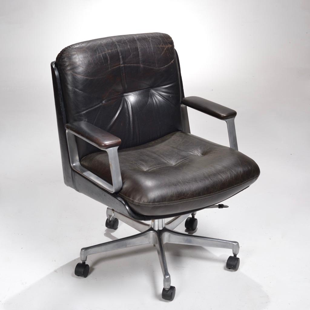 P128 Office Chair by Osvaldo Borsani for Tecno, Italy, circa 1970s 5