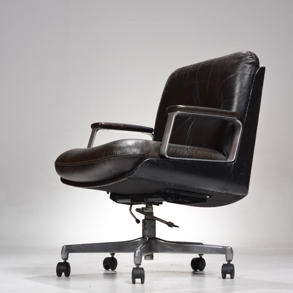 P128 Office Chair by Osvaldo Borsani for Tecno, Italy, circa 1970s 8