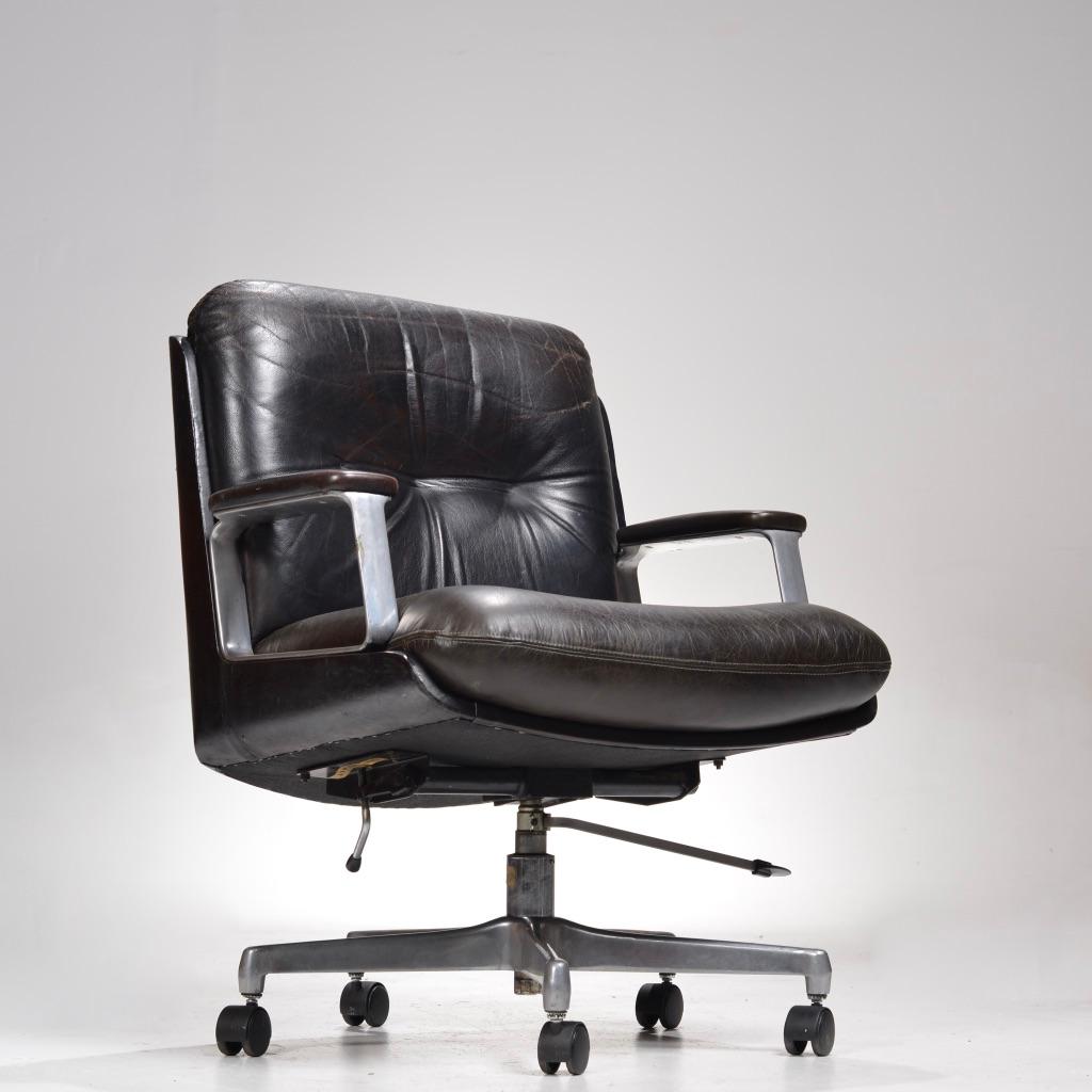 P128 Office Chair by Osvaldo Borsani for Tecno, Italy, circa 1970s 2