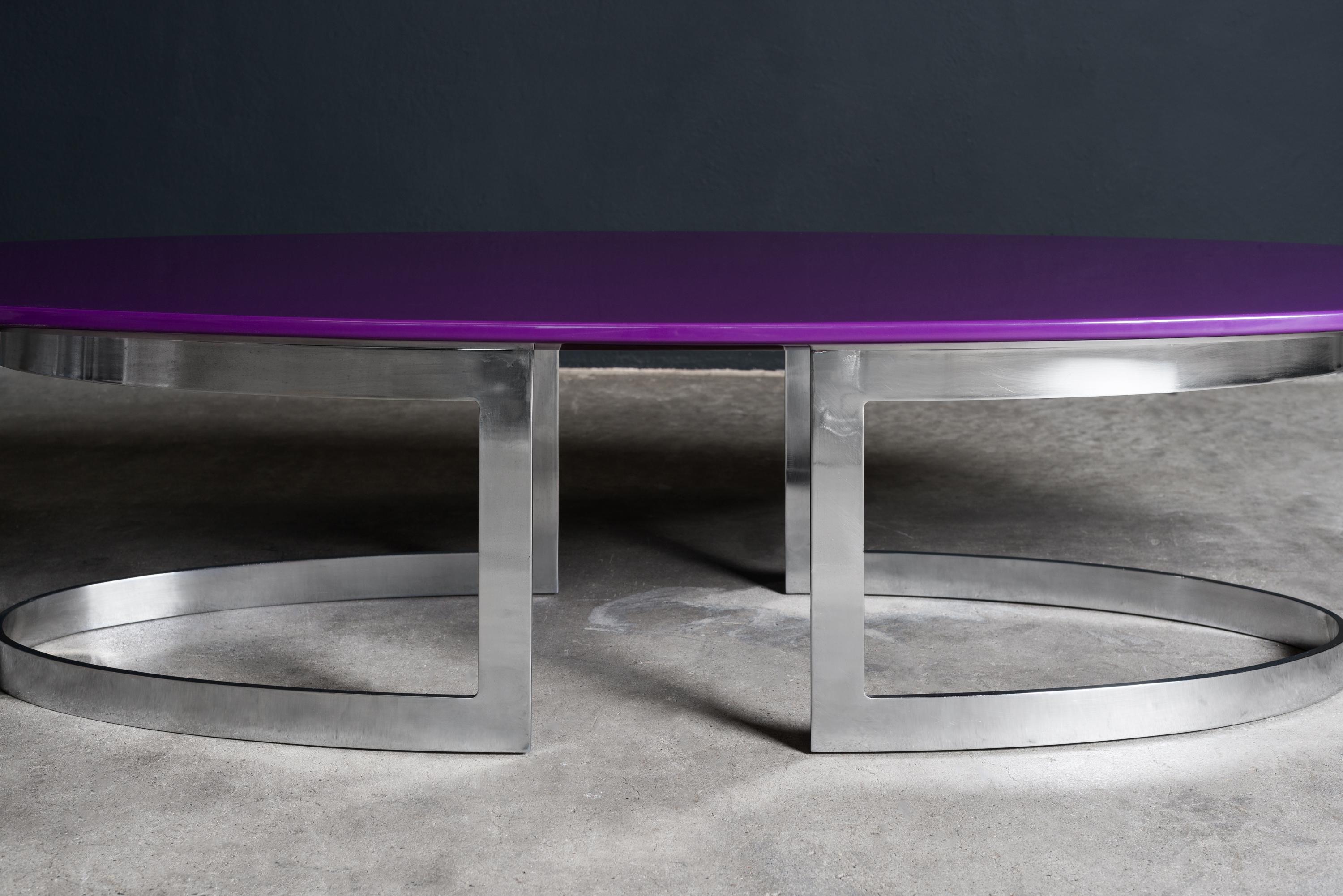 Italian coffee table by Vittorio Introini for Saporiti Italia with customized top in new Italian lacquer.

 