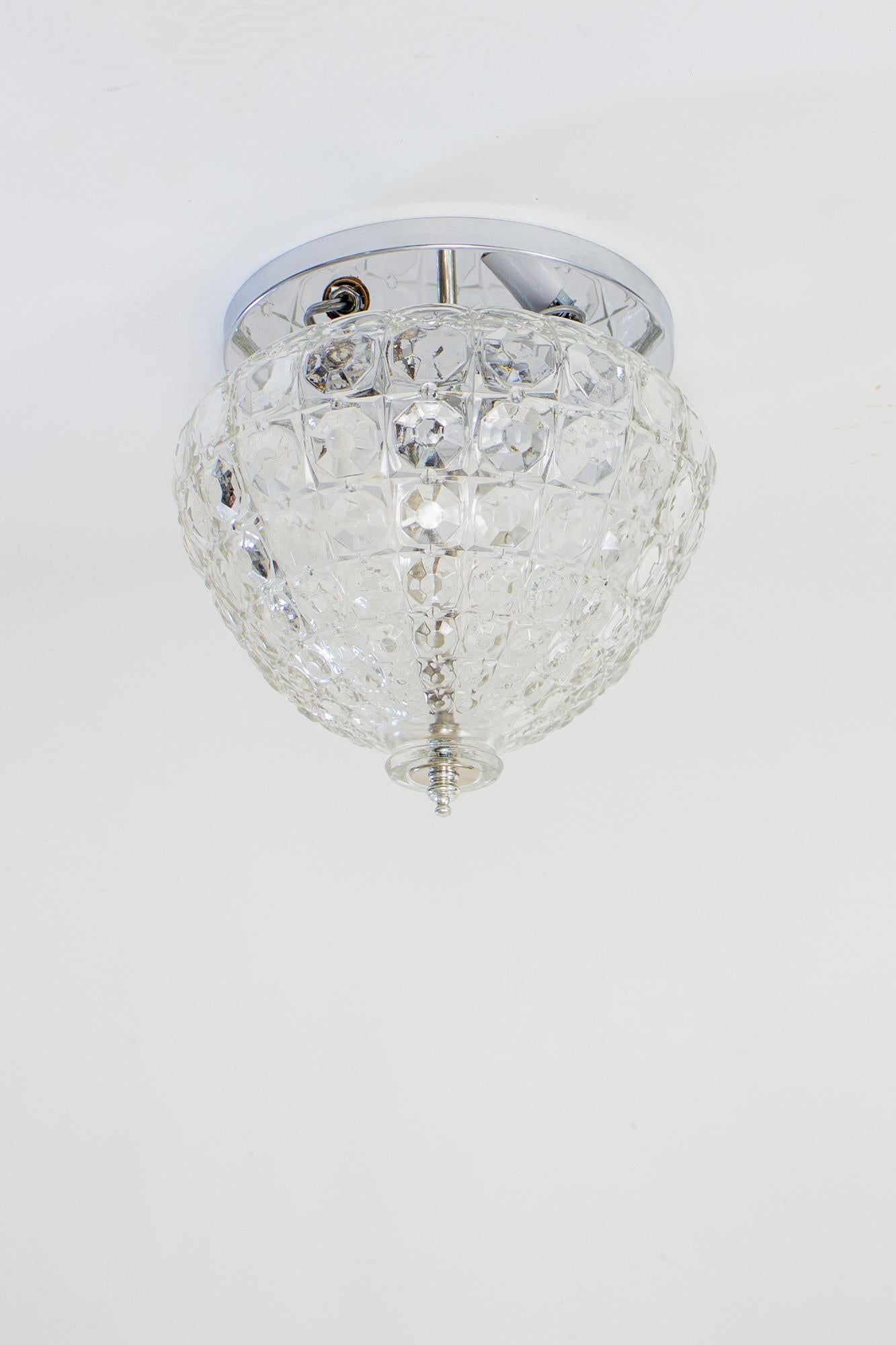 P326 Mitte des 20. Jahrhunderts Kristallglas Einbauleuchte (Europäisch) im Angebot
