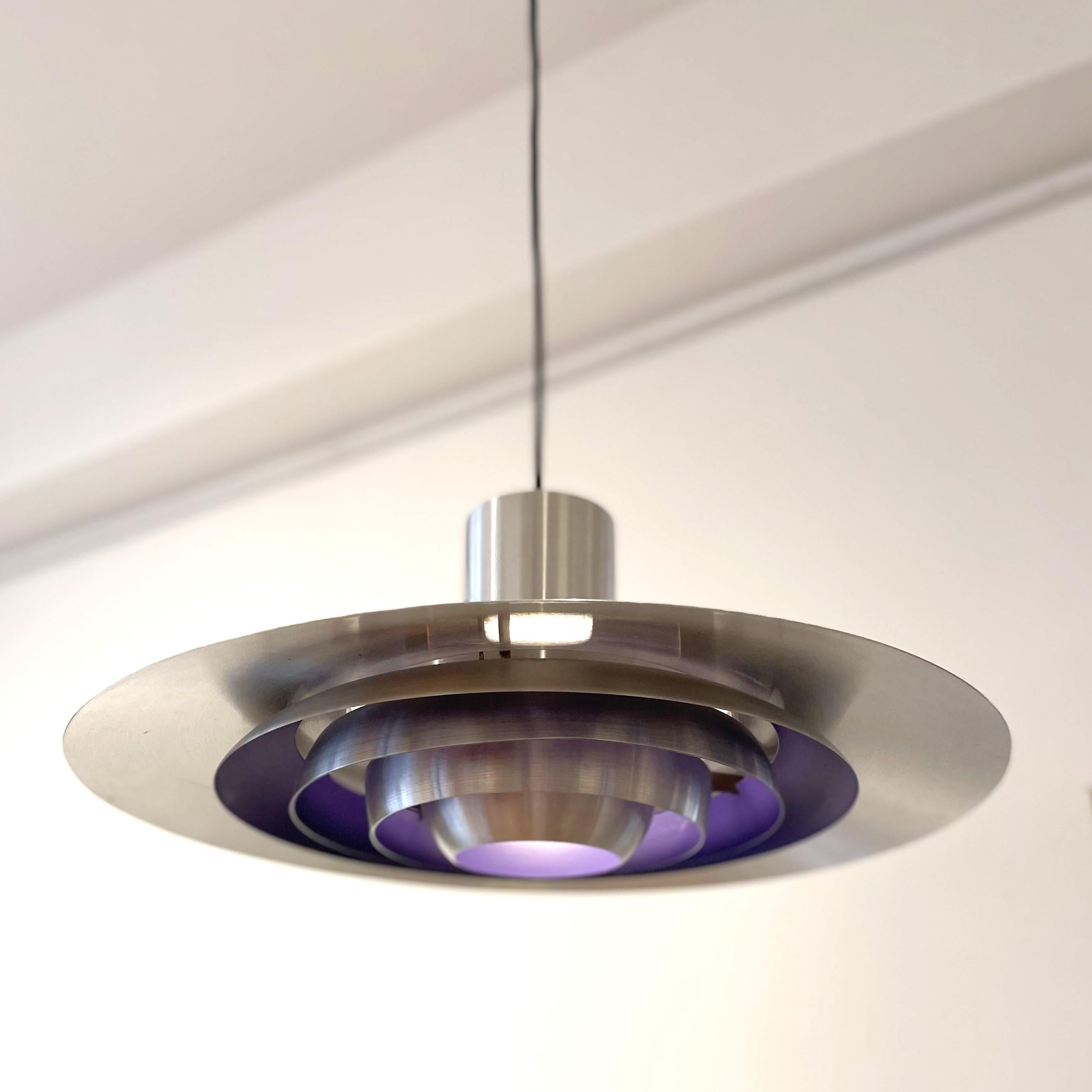 Pendelleuchte P376 von Fabricius & Kastholm für Nordisk Solar (Metall) im Angebot