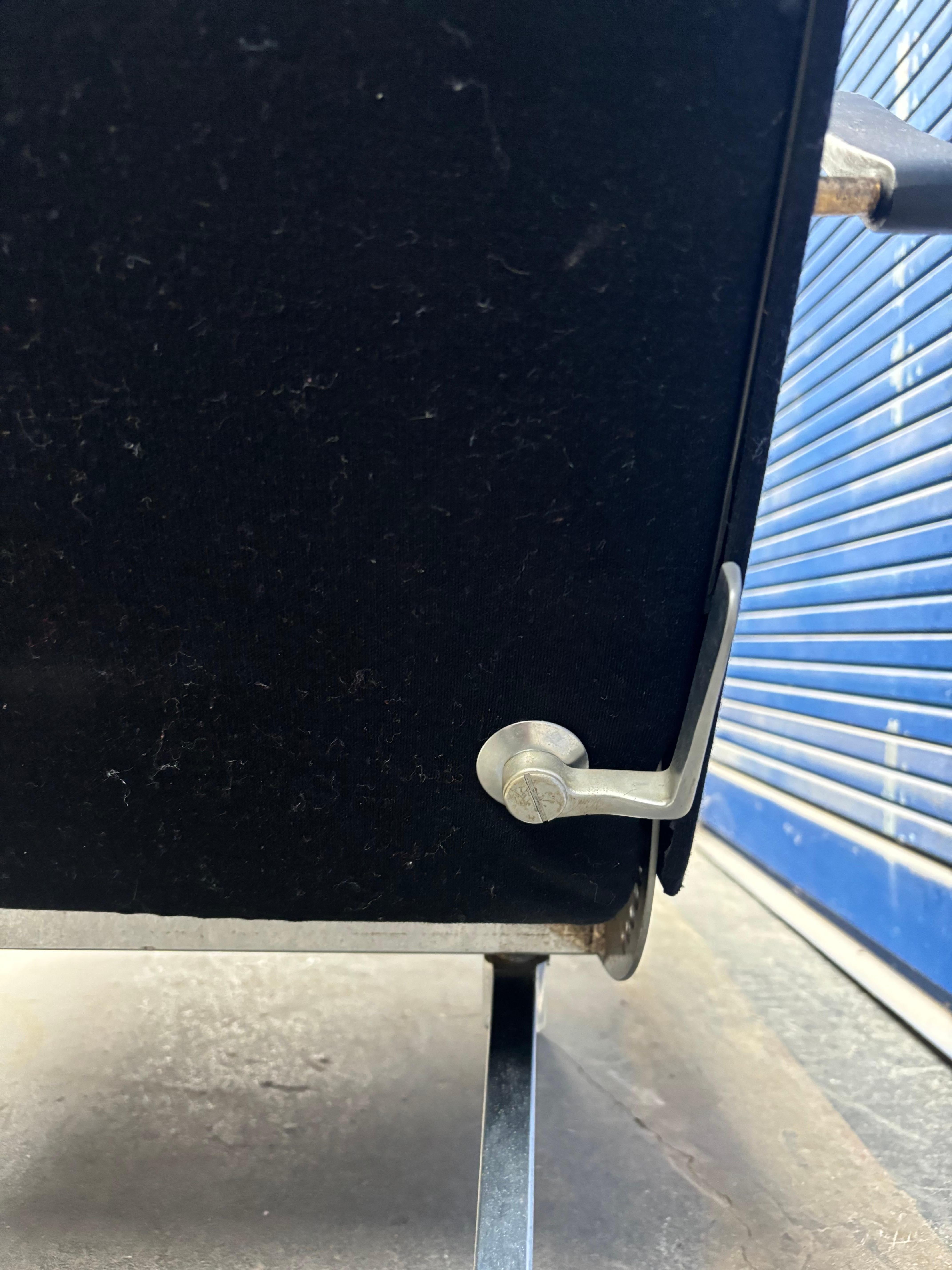 P40 par Osvaldo Borsani, première édition par Tecno en vente 8