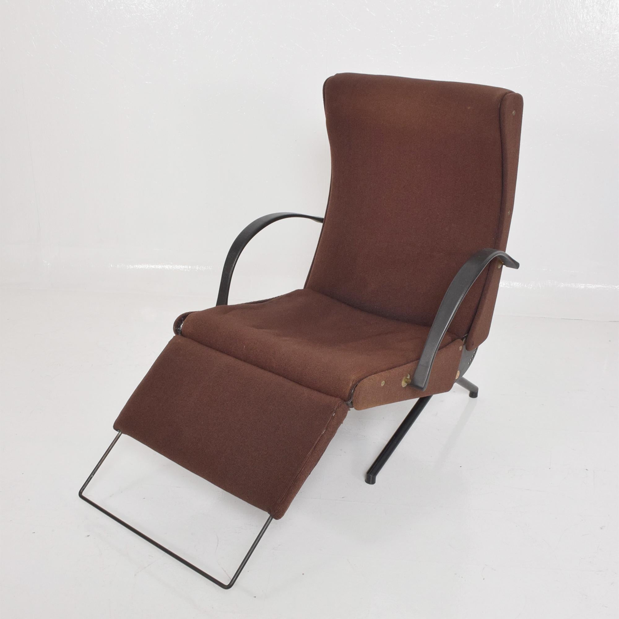 P40 Chaise Lounge Chair by Osvaldo Borsani TECNO Italy 1960s In Good Condition In Chula Vista, CA