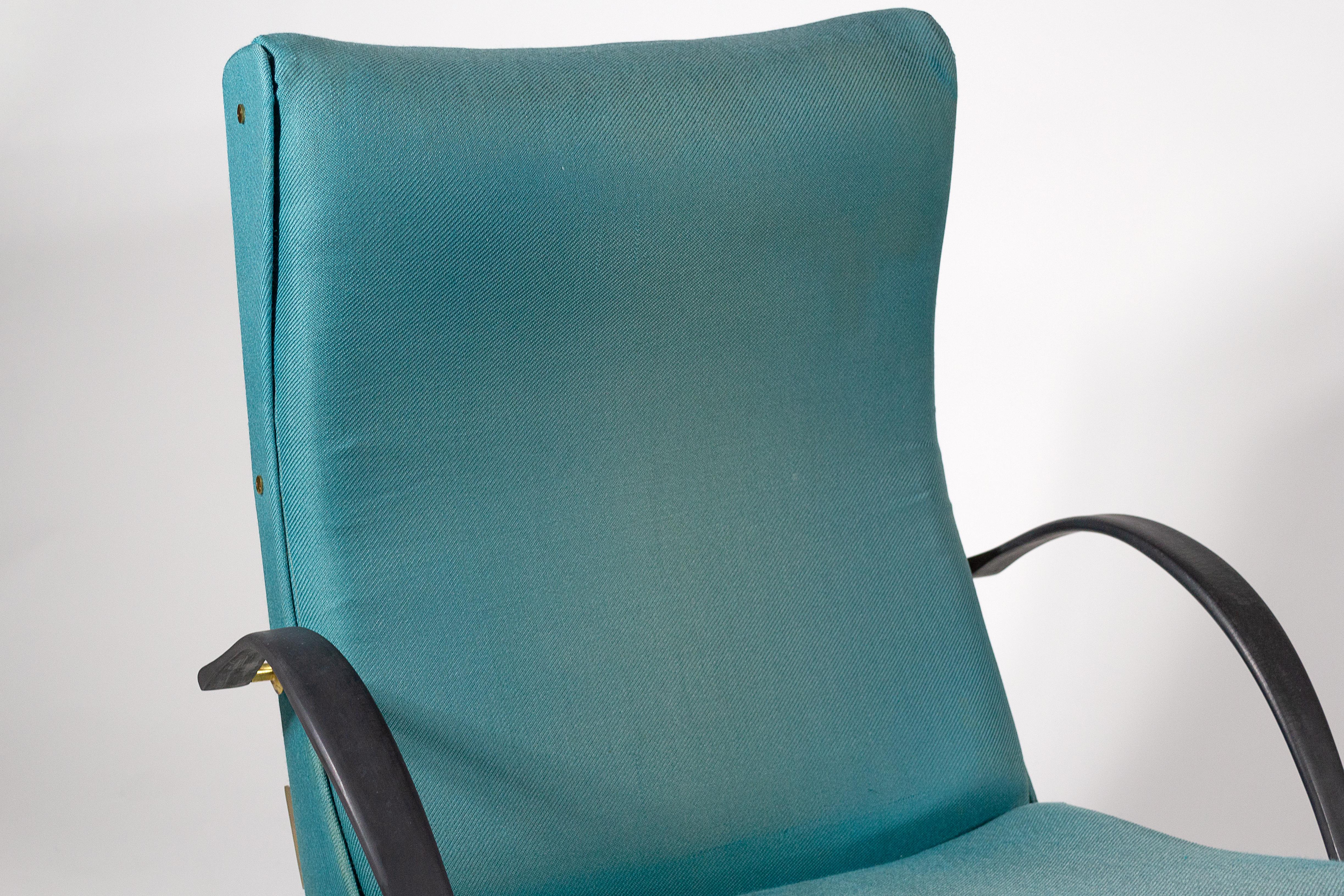 P40 Lounge Chair by Osvaldo Borsani Chair for Tecno For Sale 5