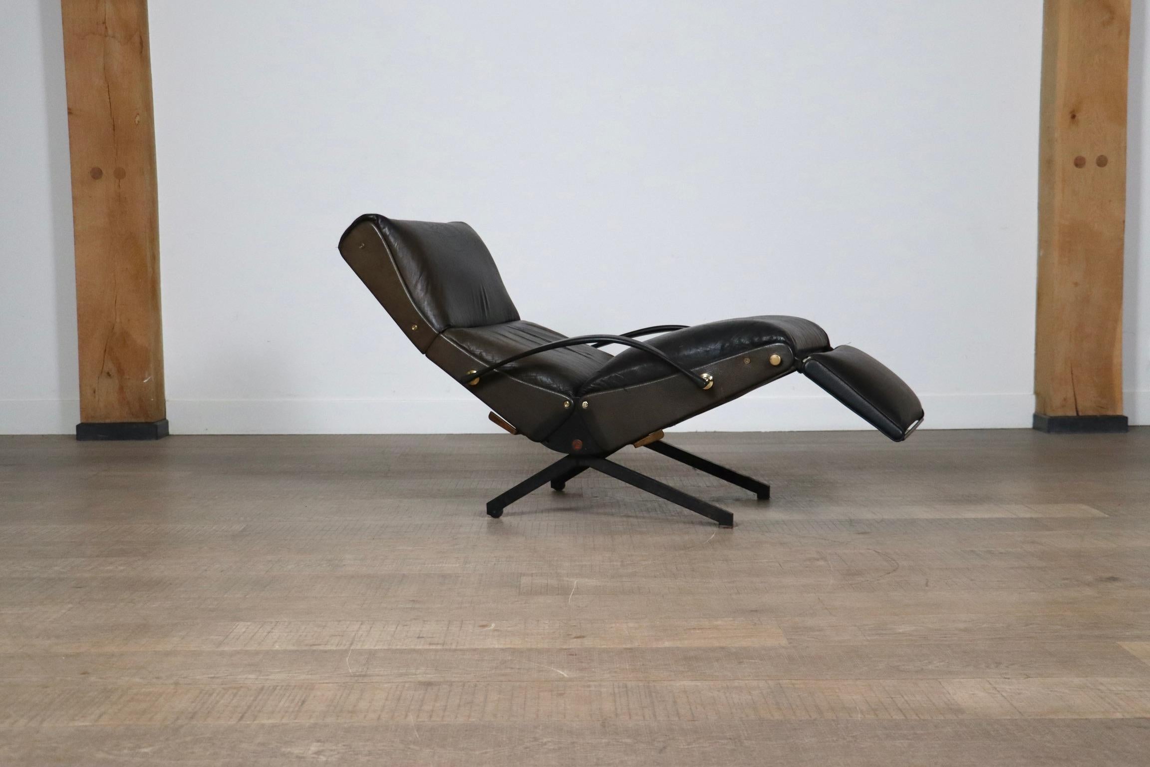 Metal P40 Lounge Chair By Osvaldo Borsani For Tecno In Original Leather, Italy 1960s For Sale