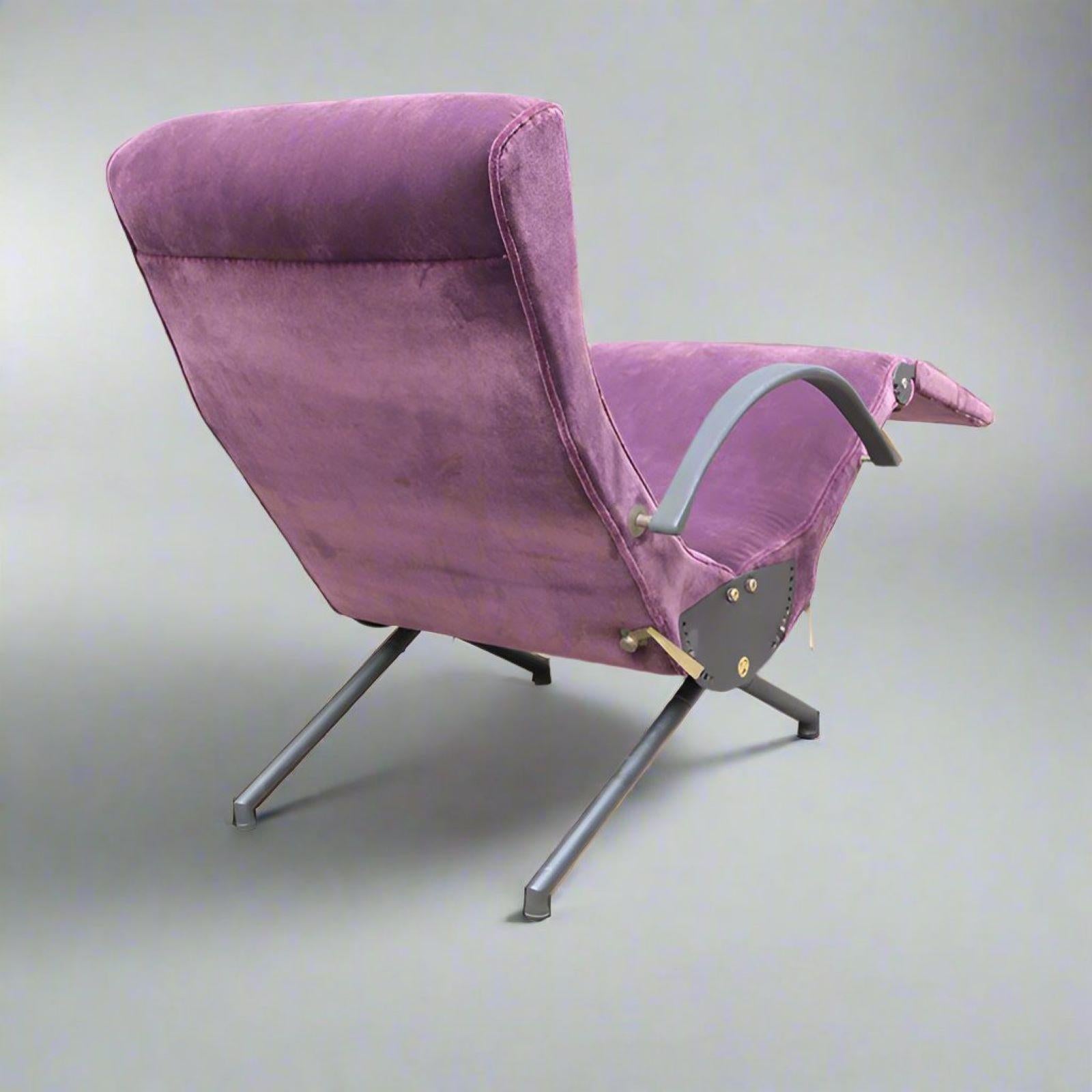 Sillón P40 diseñado por Osvaldo Borsani para Tecno.
La tumbona ajustable puede colocarse en varias posiciones distintas.
Fabricado en acero, latón, caucho y tapicería.