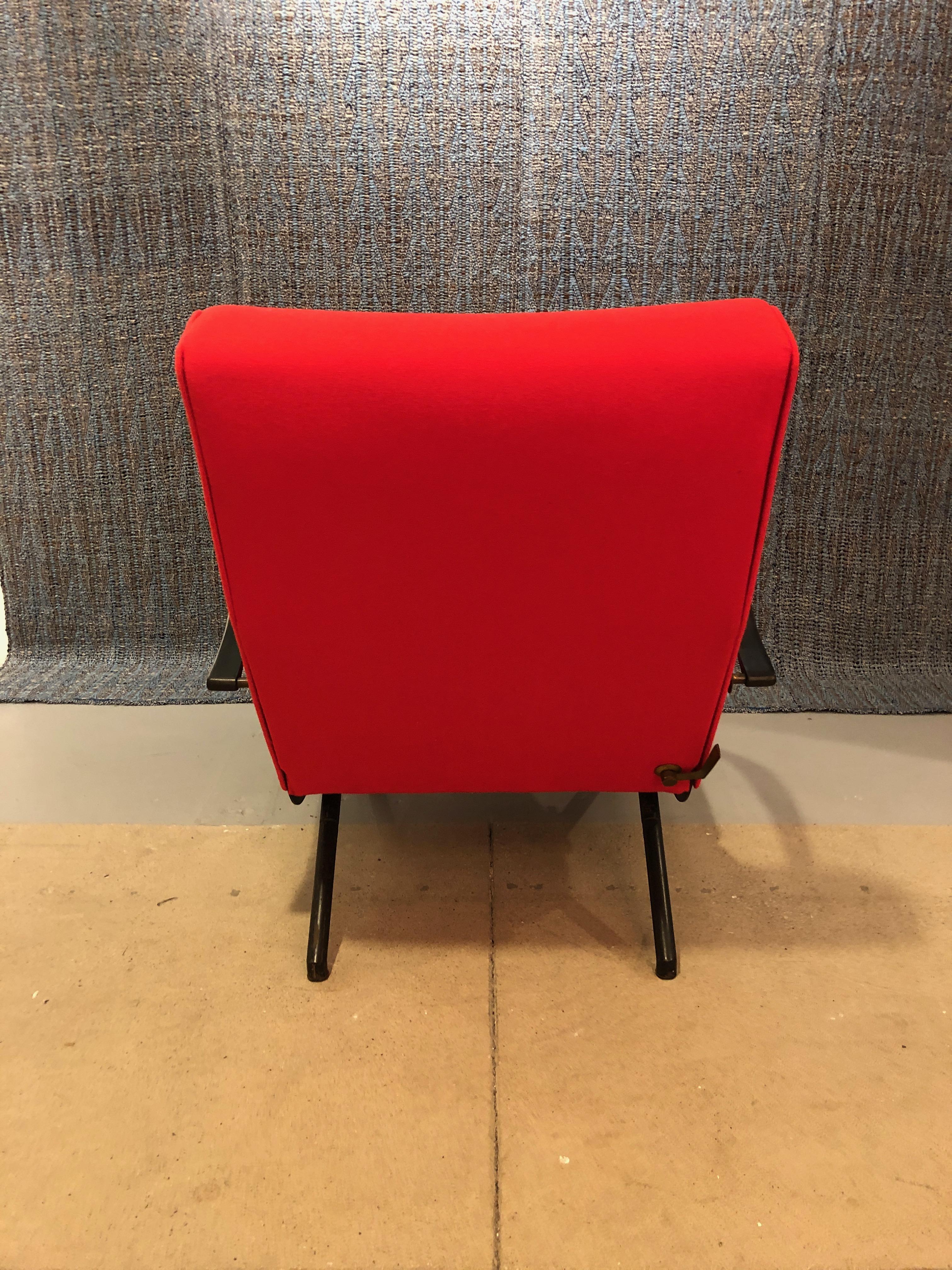 P40 Upholstered Lounge Chair by Osvaldo Borsani for Tecno In Good Condition In New York, NY