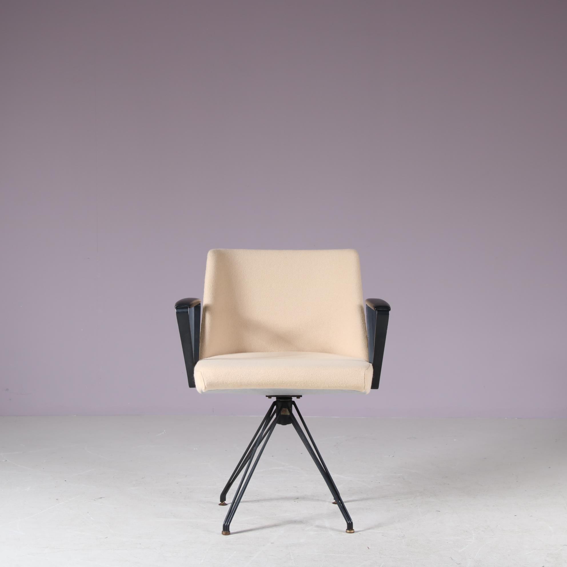 Mid-Century Modern “P99” Chair by Osvaldo Borsani for Tecno, Italy 1950 For Sale