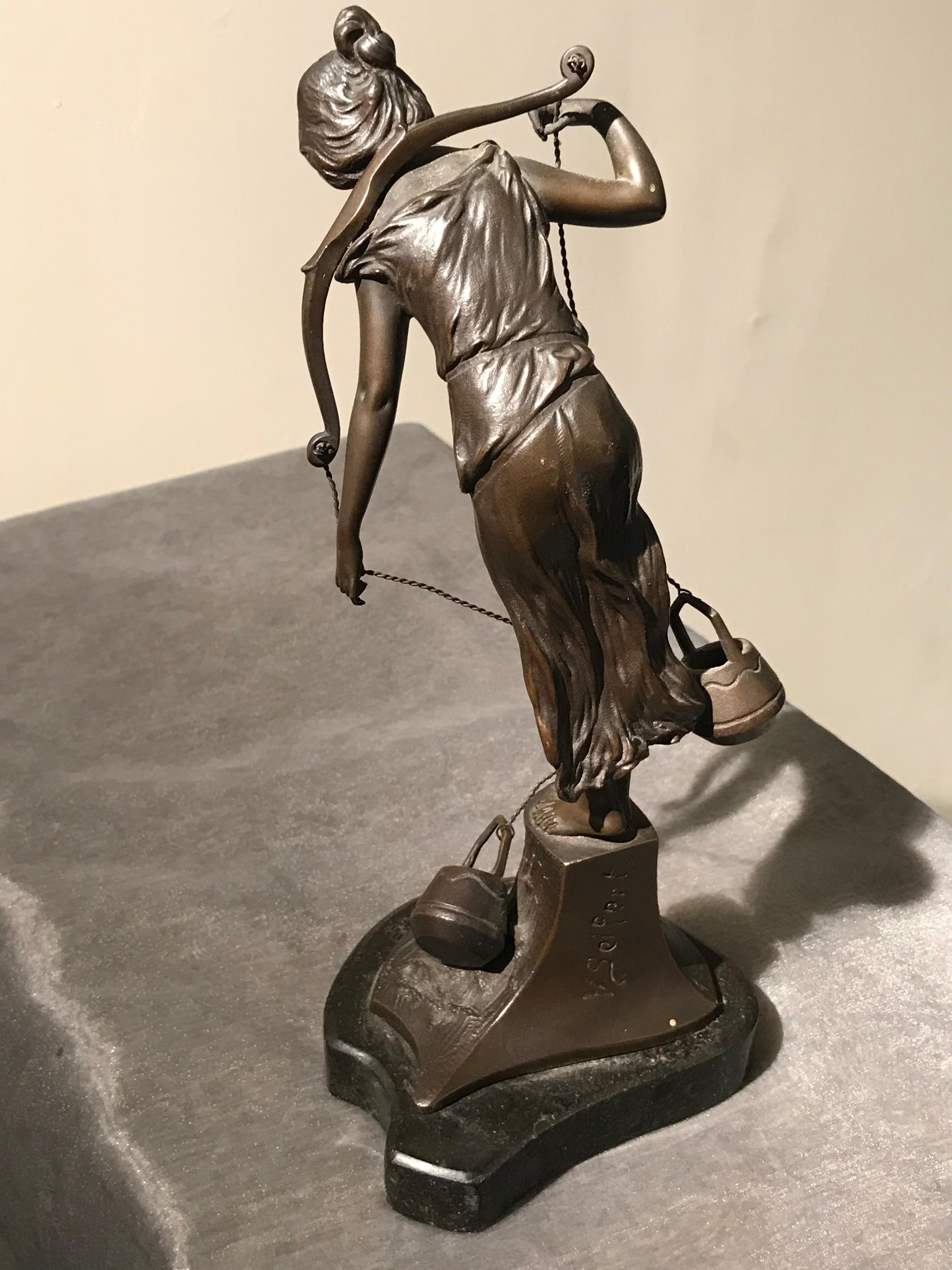 Paar Bronzen „Gärtnerin und Wasserträgerin“, Bronze patiniert, auf Marmorsockel  For Sale 14
