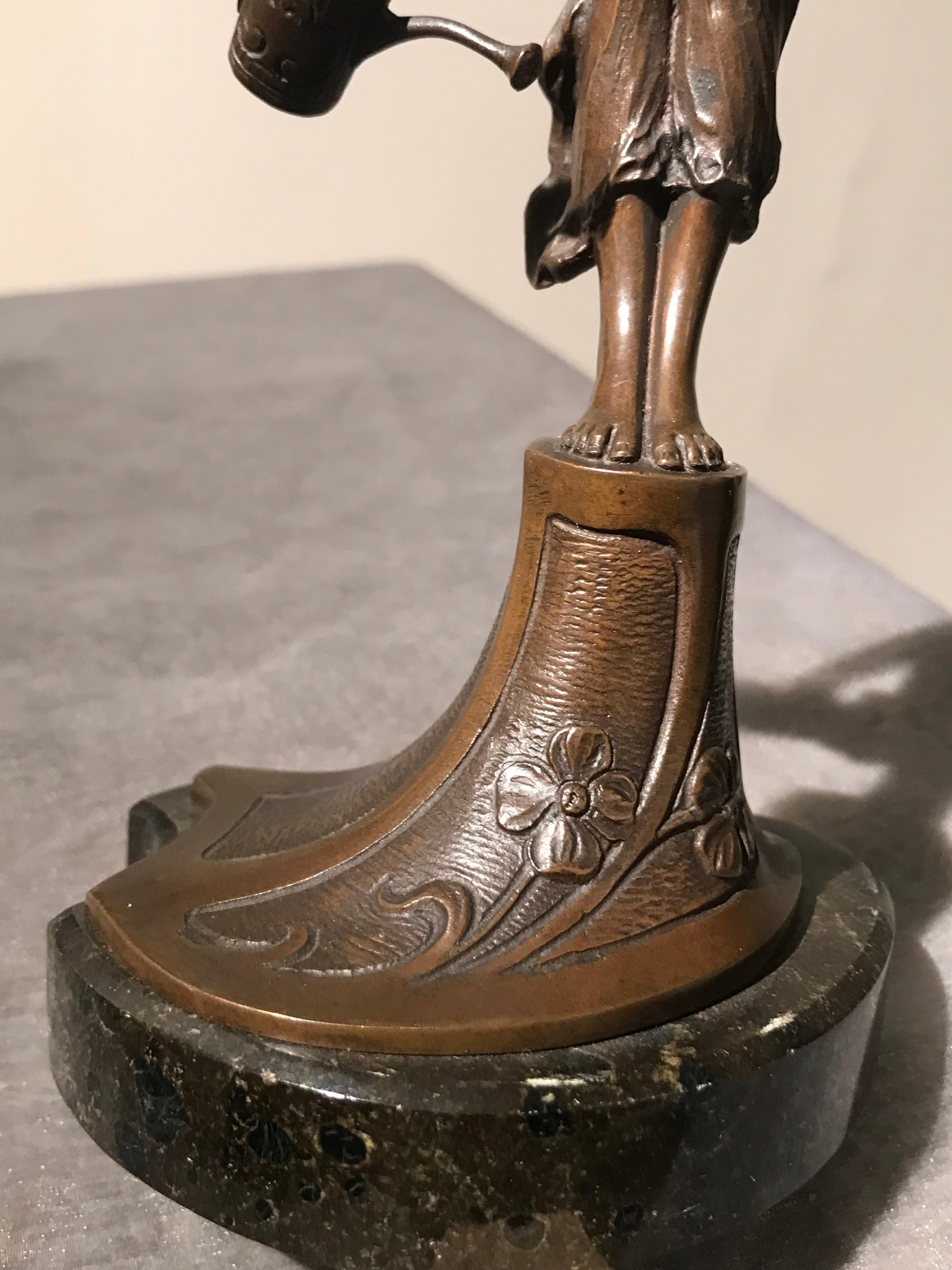 20th Century Paar Bronzen „Gärtnerin und Wasserträgerin“, Bronze patiniert, auf Marmorsockel  For Sale