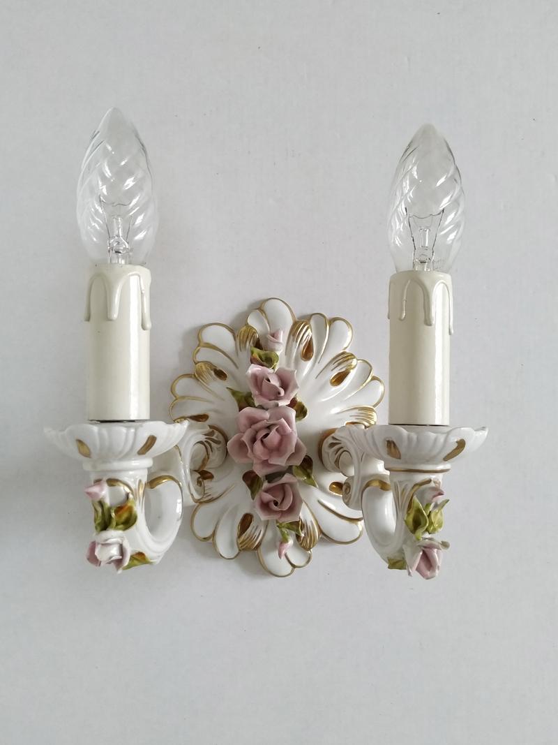 Mid-Century Modern Paar of Italian Vintage Porcelain Wall Lights Sconces For Sale