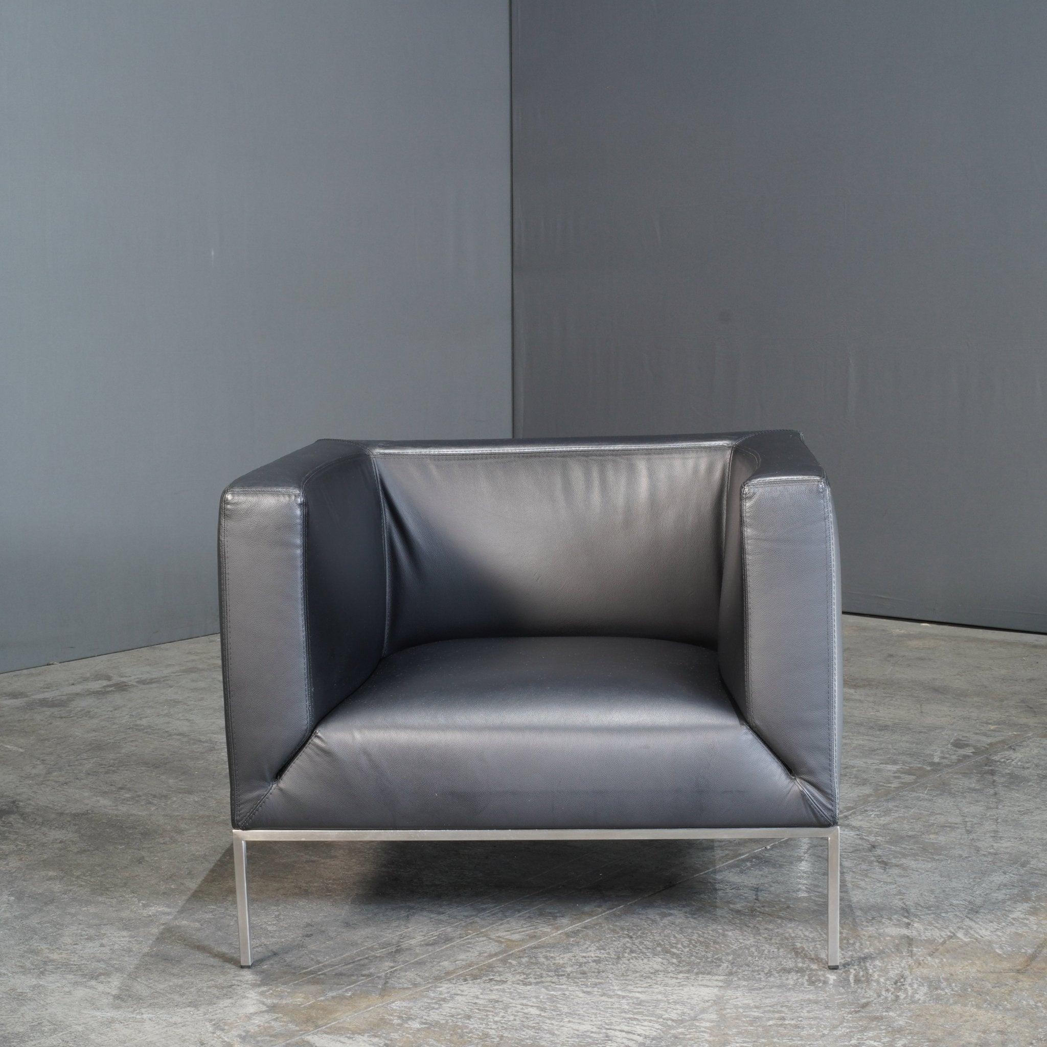 Modern Paari Design Black Leather Armchair For Sale