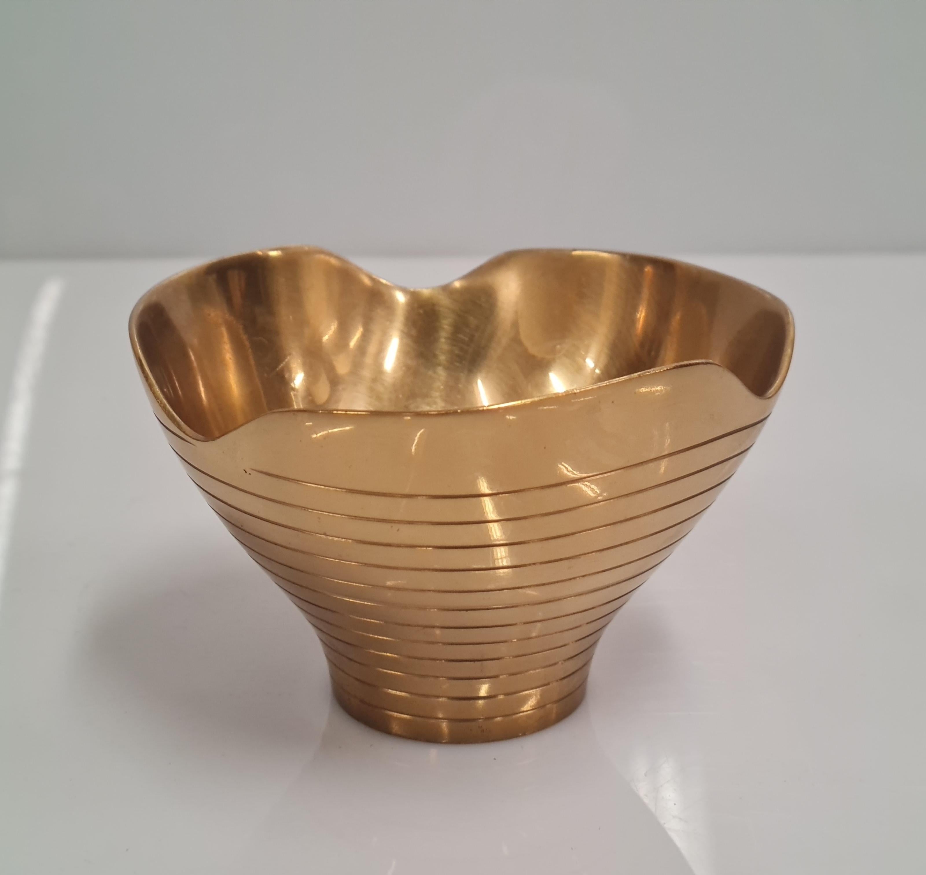 Paavo & Helena Tynell Brass Bowl no. 4, Taito 1940s For Sale 6
