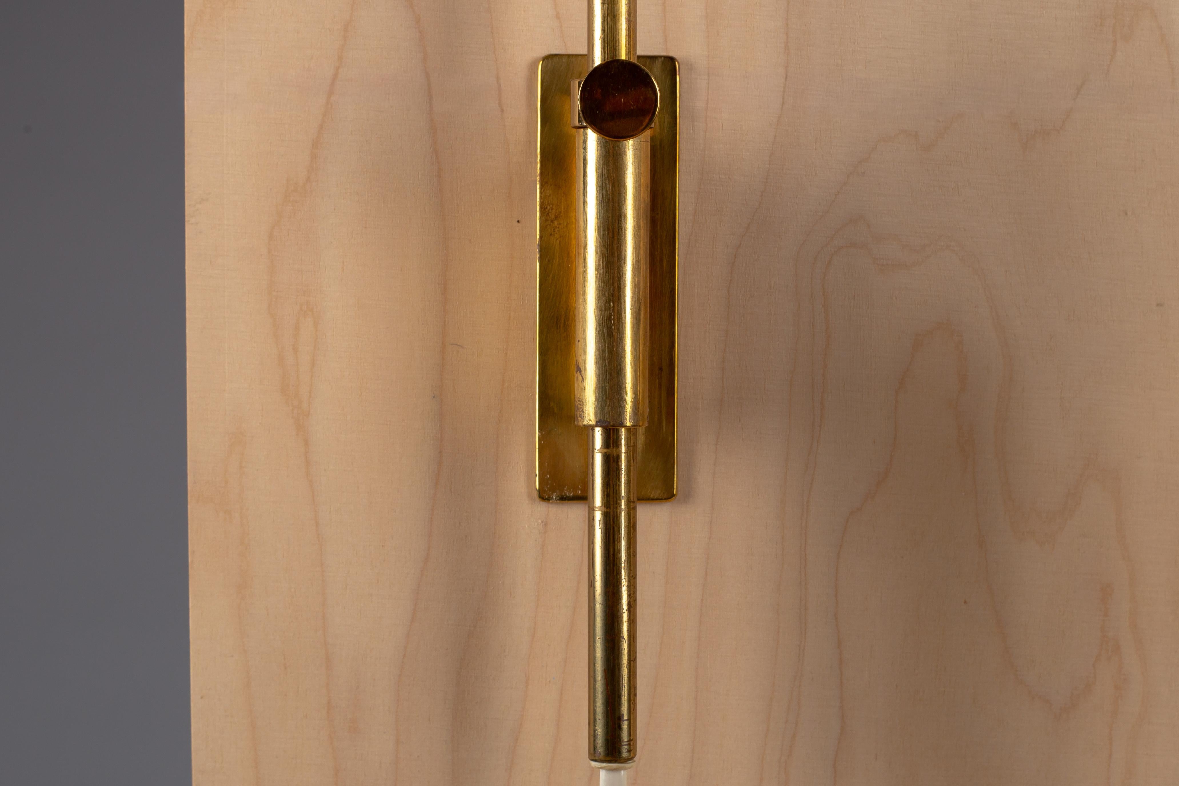 XX secolo Paavo Tynell, 1950s pair of wall sconces model 9459 for Idman Oy in vendita