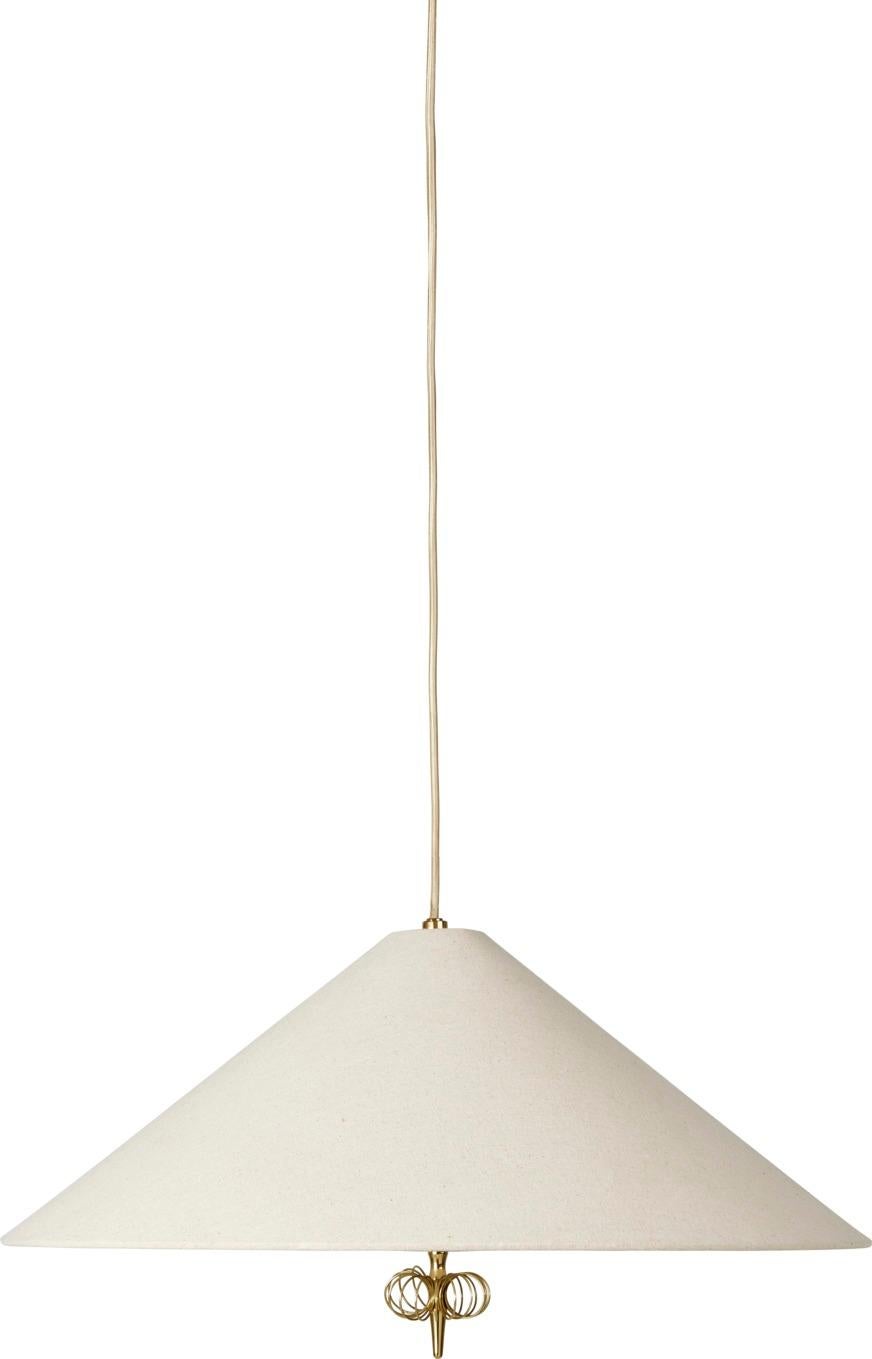 Lampada a sospensione a contrappeso in ottone 'A1967' di Paavo Tynell per Gubi in vendita 3