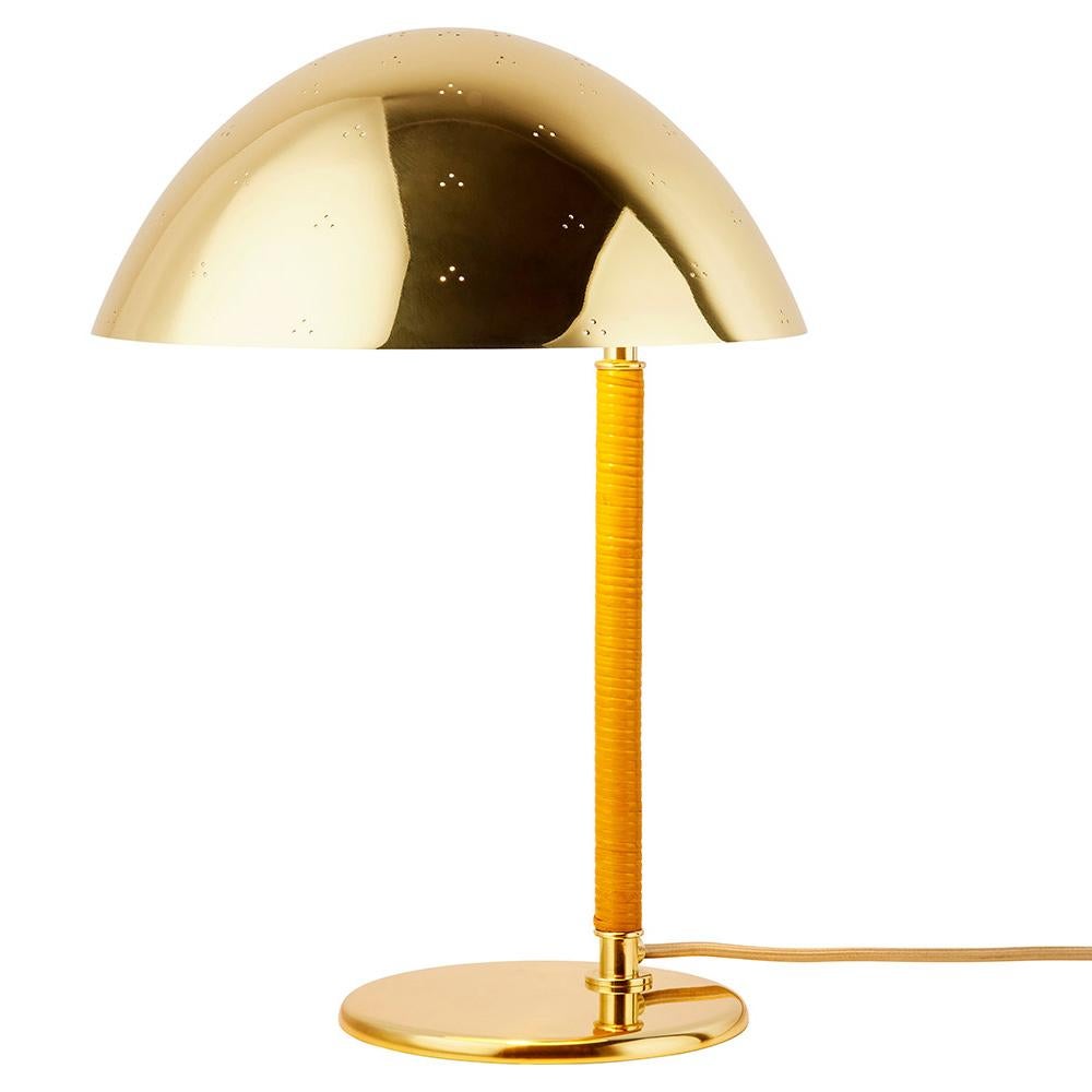 One of the great industrial designers and metal craftsmen of the 20th century, Tynell came into the world at precisely the right time to become one of the pioneers of modern lighting; as the electric light spread across the world, so too did