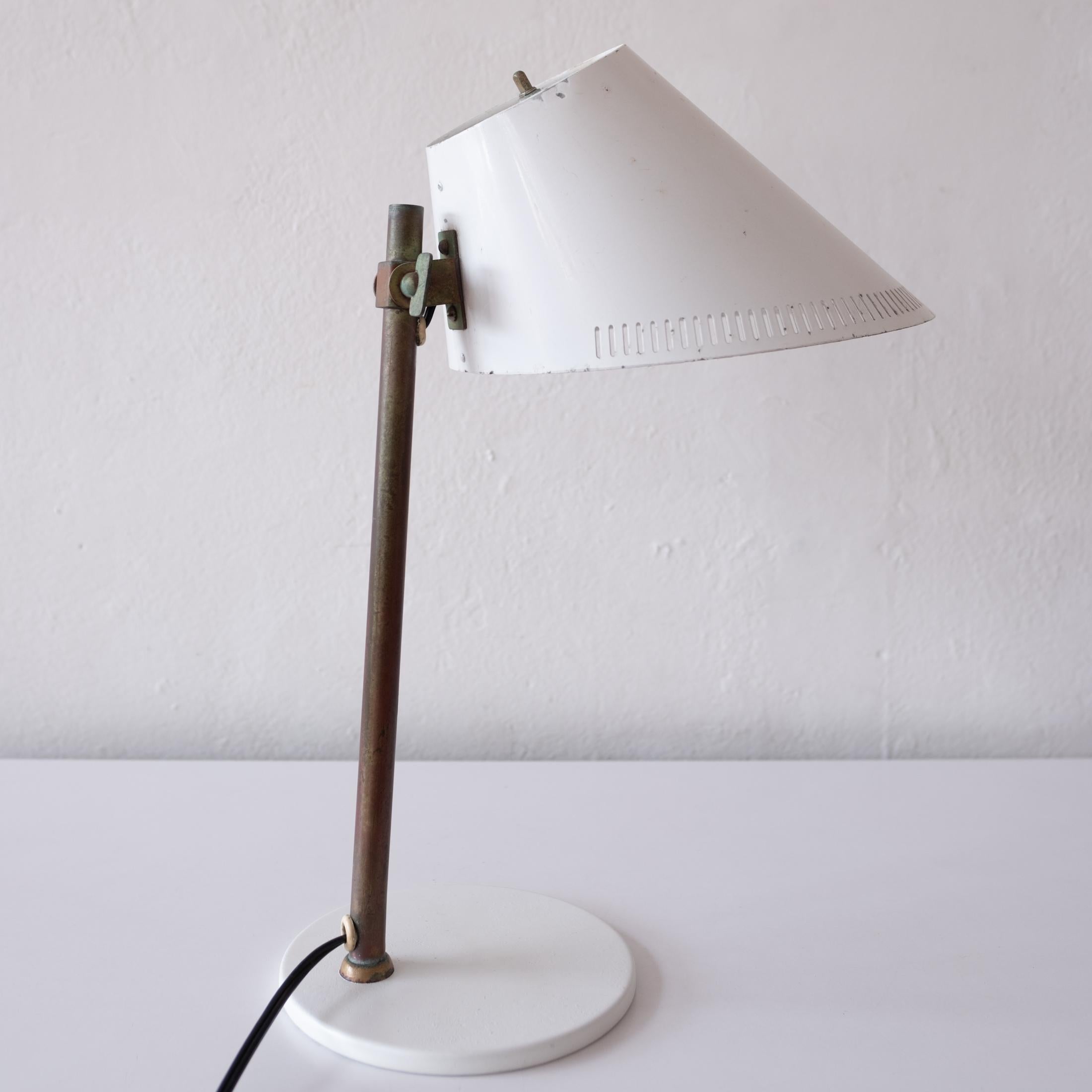 Scandinavian Modern Paavo Tynell 9227 Table Lamp