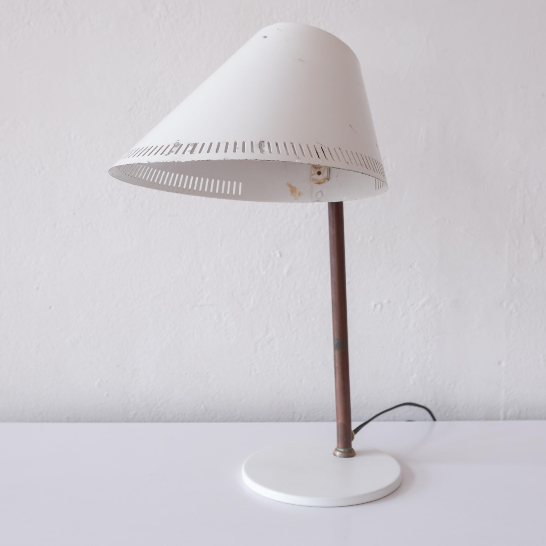 Mid-20th Century Paavo Tynell 9227 Table Lamp