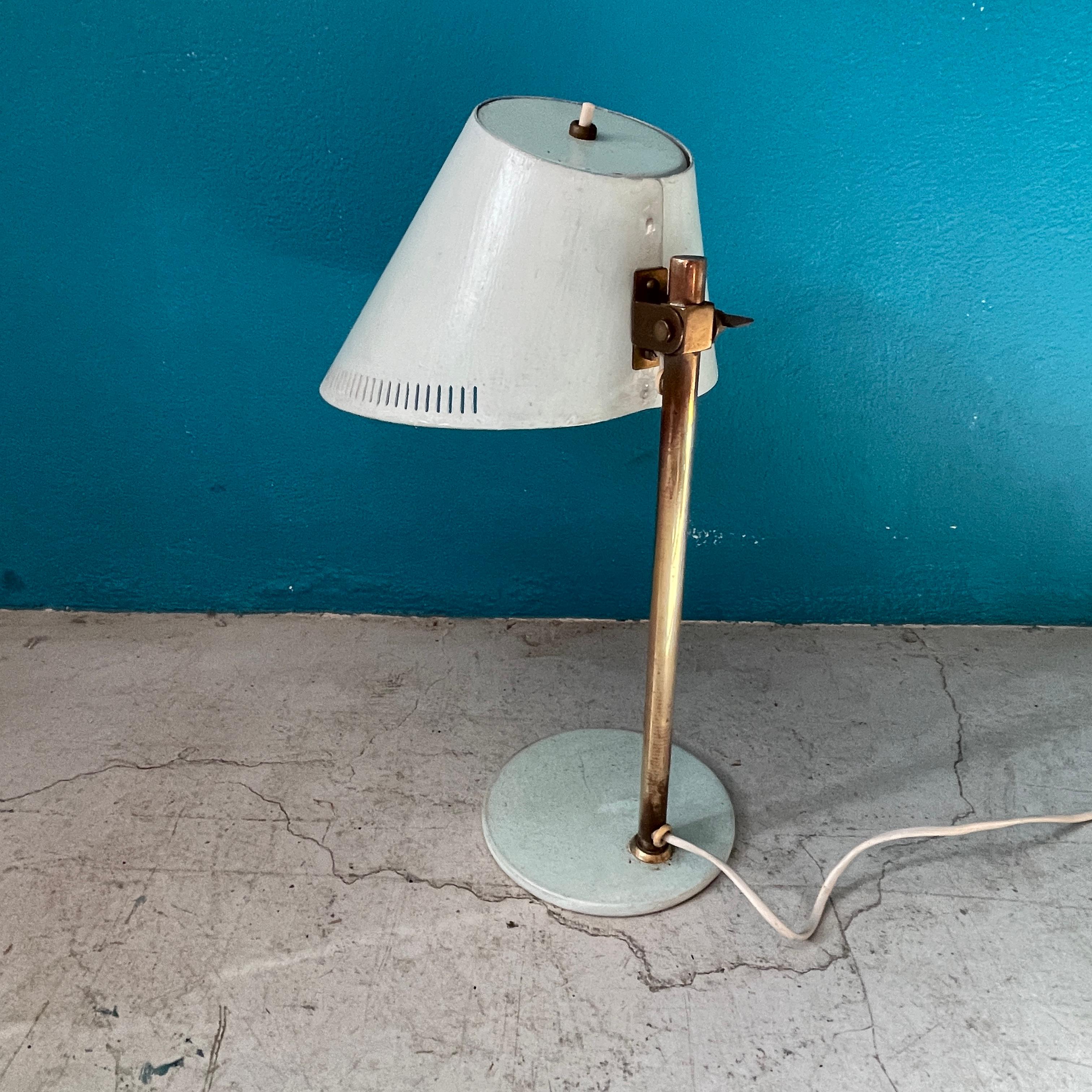 Paavo Tynell 9227 Table Lamp for TAITO / Idman Finland, 1950's For Sale 3