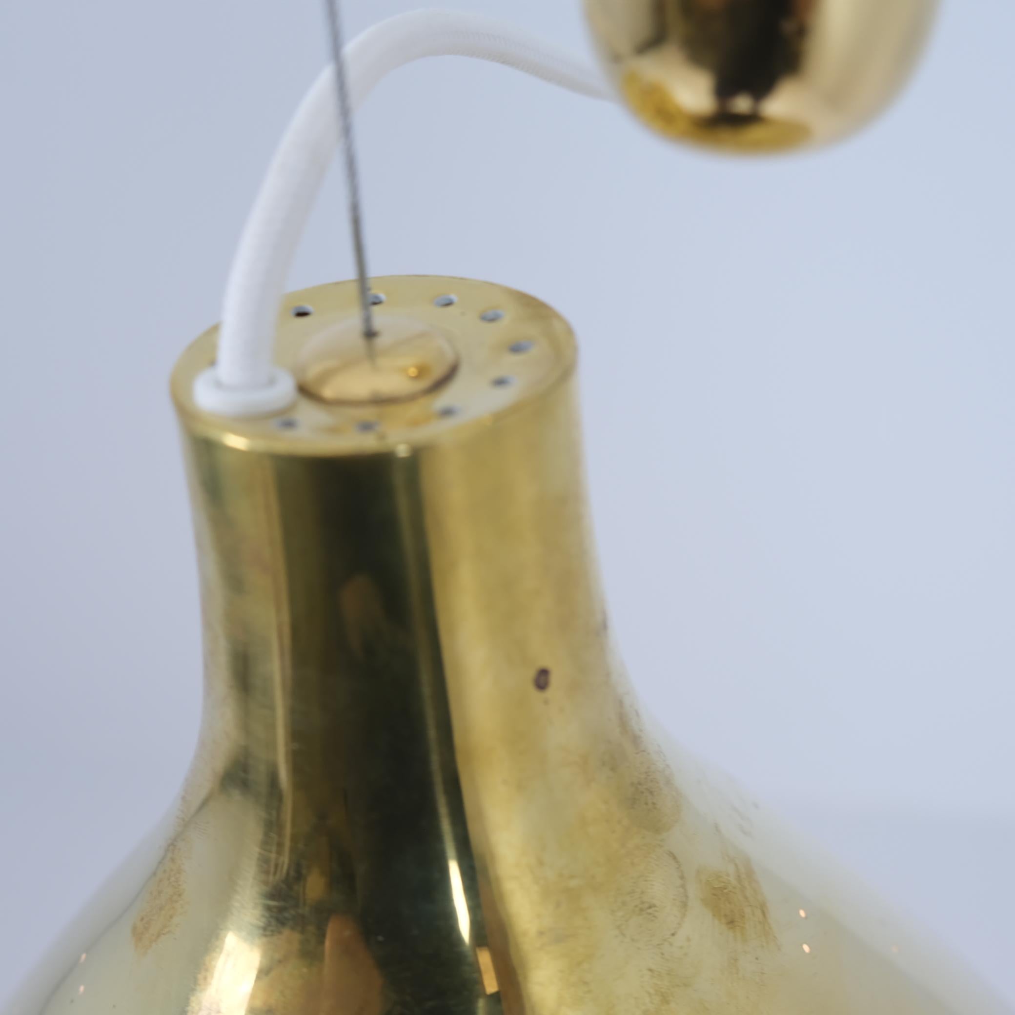 Paavo Tynell Adjustable Ceiling Lamp A1982MS, Full Perforated Brass, Idman 1950s For Sale 2