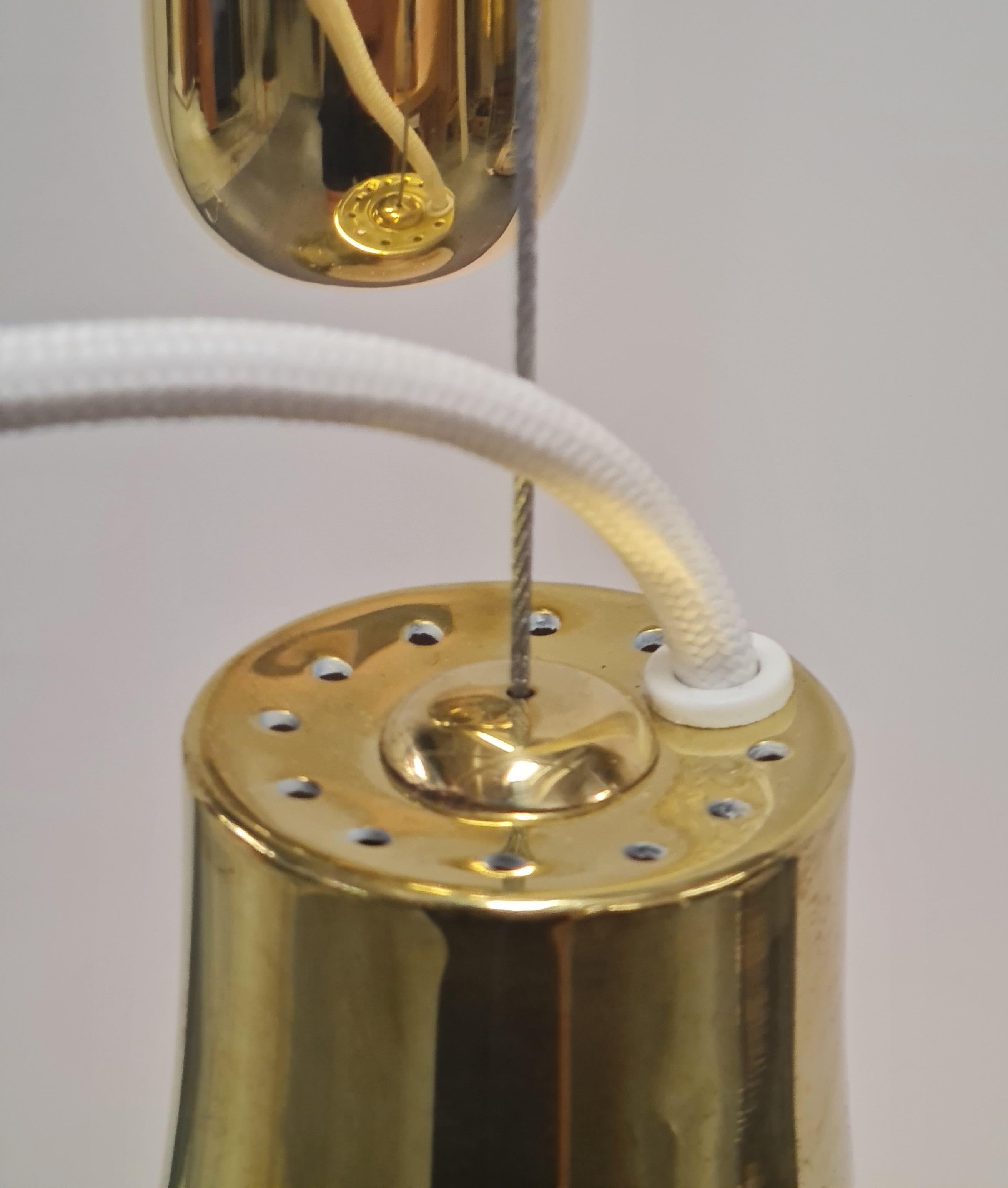 Lampada da soffitto regolabile Paavo Tynell A1982MS, Ottone pieno traforato, Idman 1950s in vendita 2
