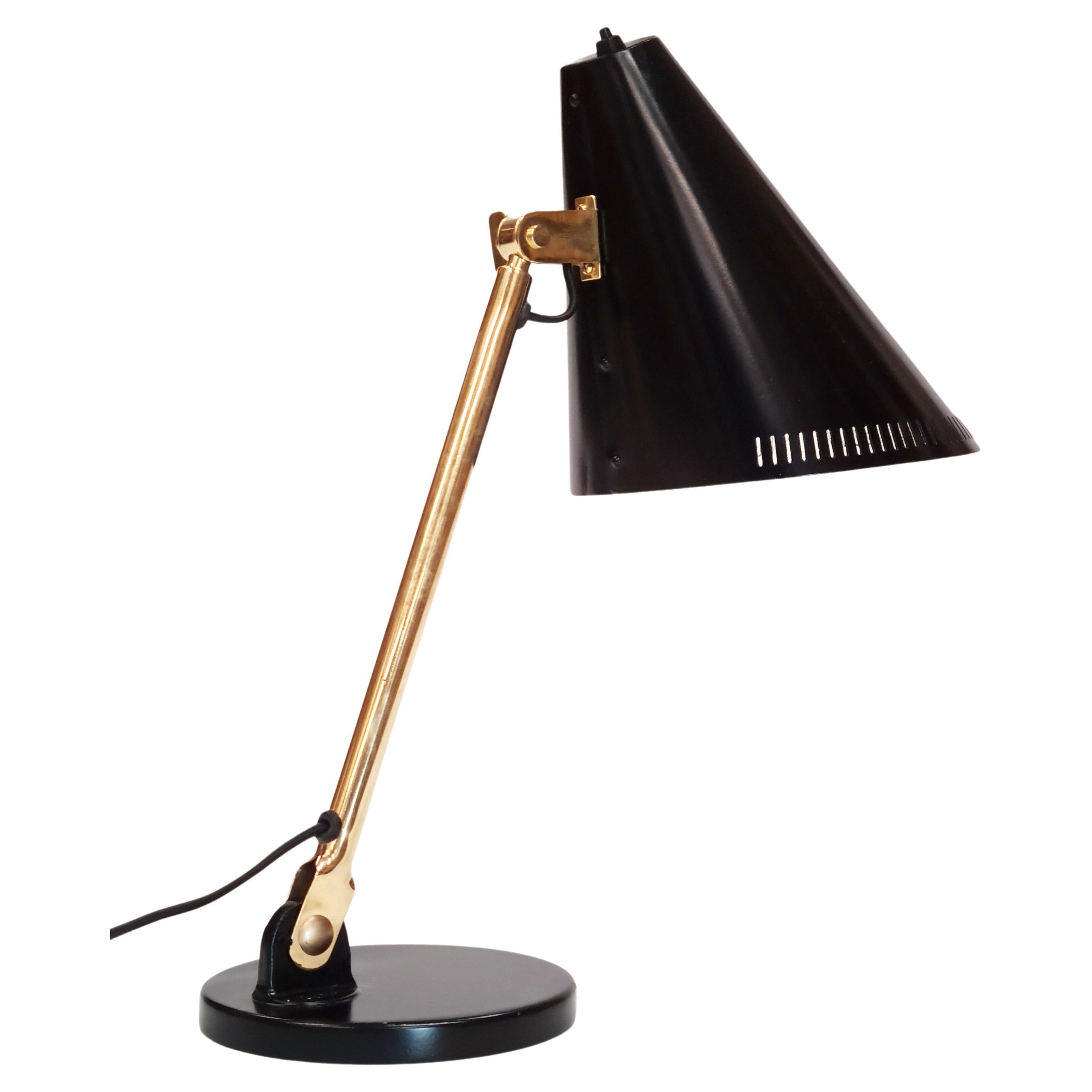Paavo Tynell Adjustable Table Lamp Model 9222 by Taito
