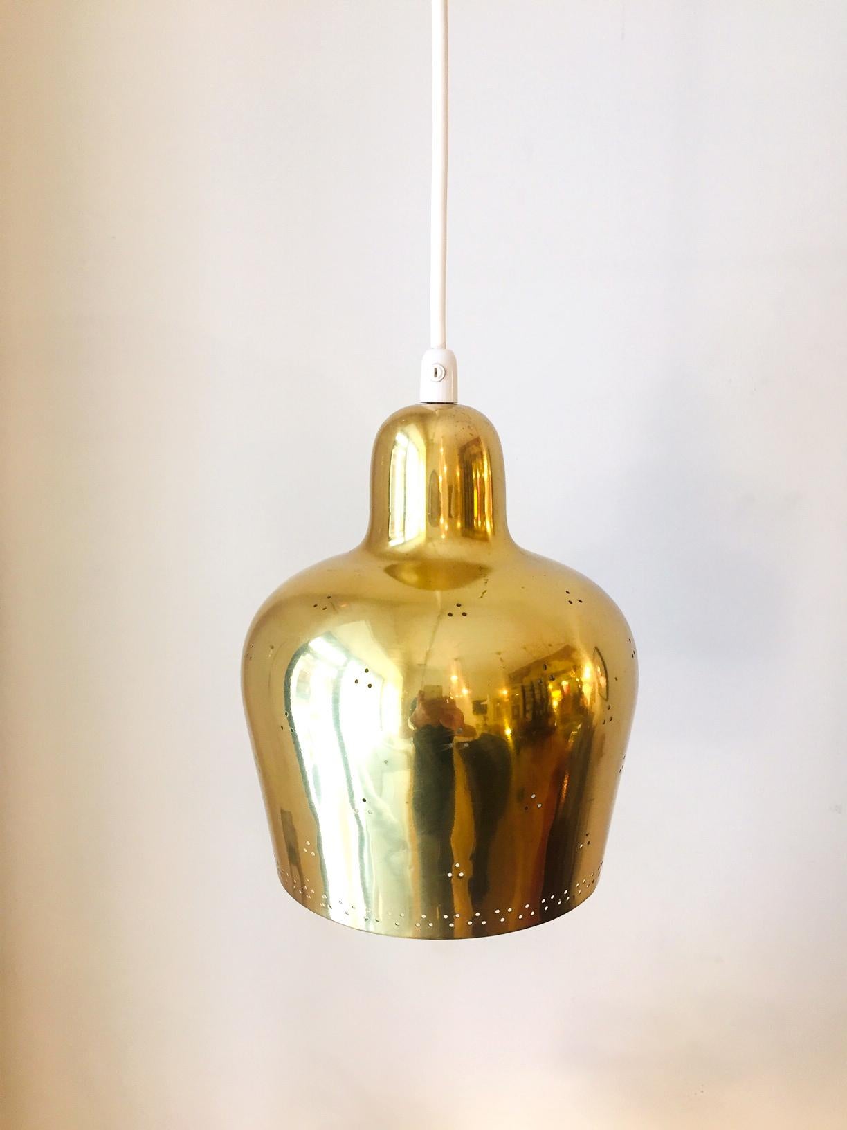 Paavo Tynell and Alvar Aalto Perforated Brass Pendant Light for Taito Oy In Good Condition In Madrid, ES