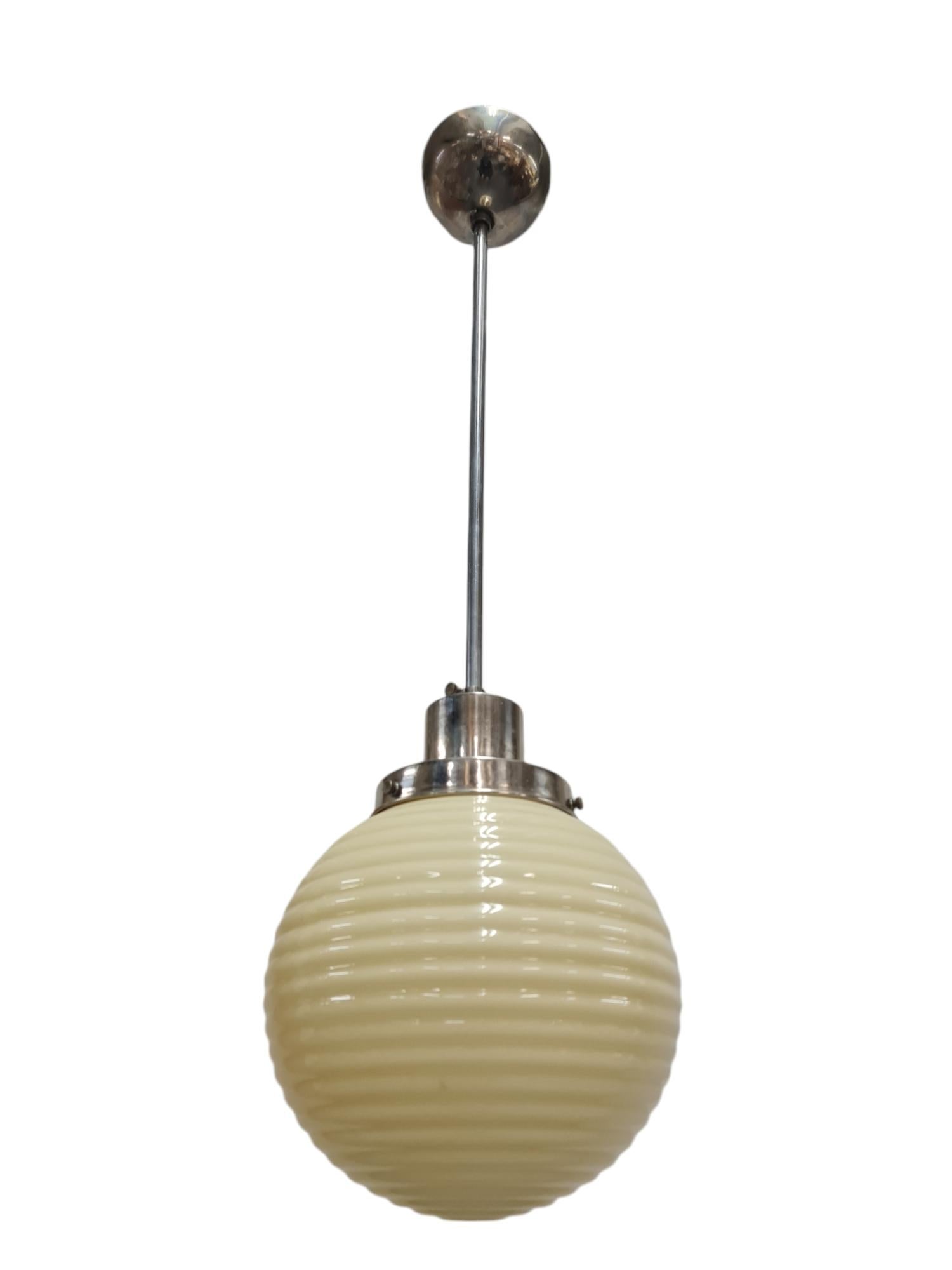 Paavo Tynell Art Deco Lamp 1601, Nikkled Brass & Opaline Glass, Taito 1930s For Sale 4