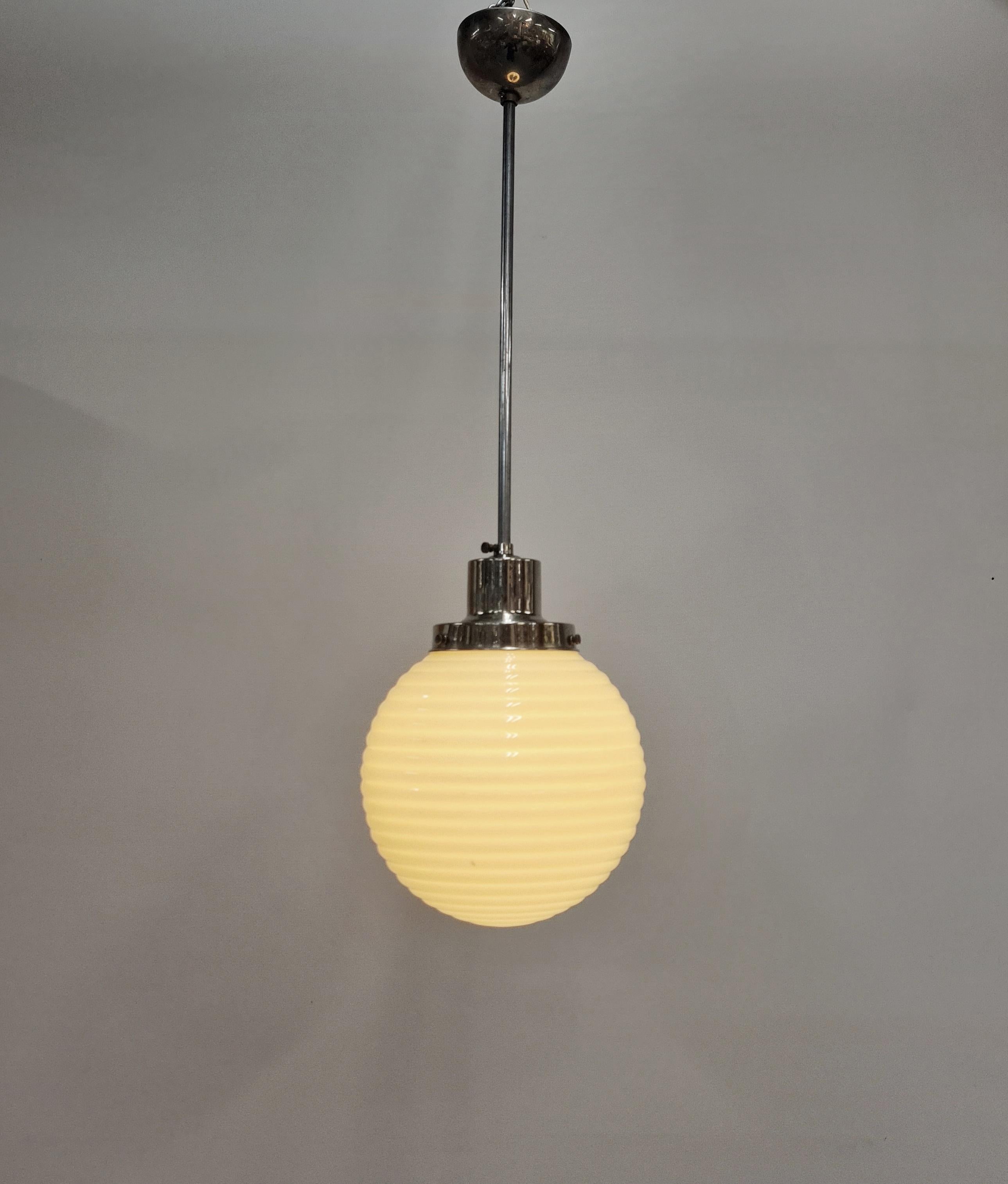 Paavo Tynell Art Deco Lamp 1601, Nikkled Brass & Opaline Glass, Taito 1930s In Good Condition For Sale In Helsinki, FI