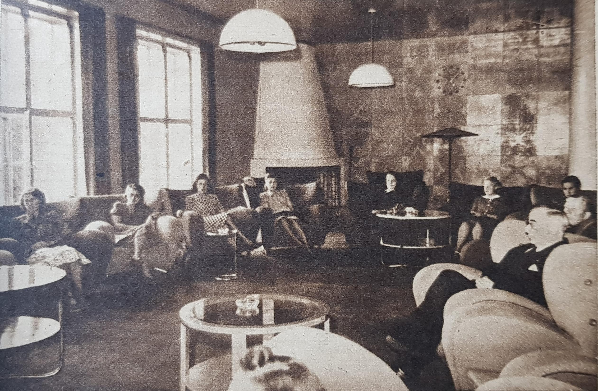 Große Deckenleuchte von Paavo Tynell aus dem ikonischen Aulanko Hotel, Taito 1938 im Angebot 7