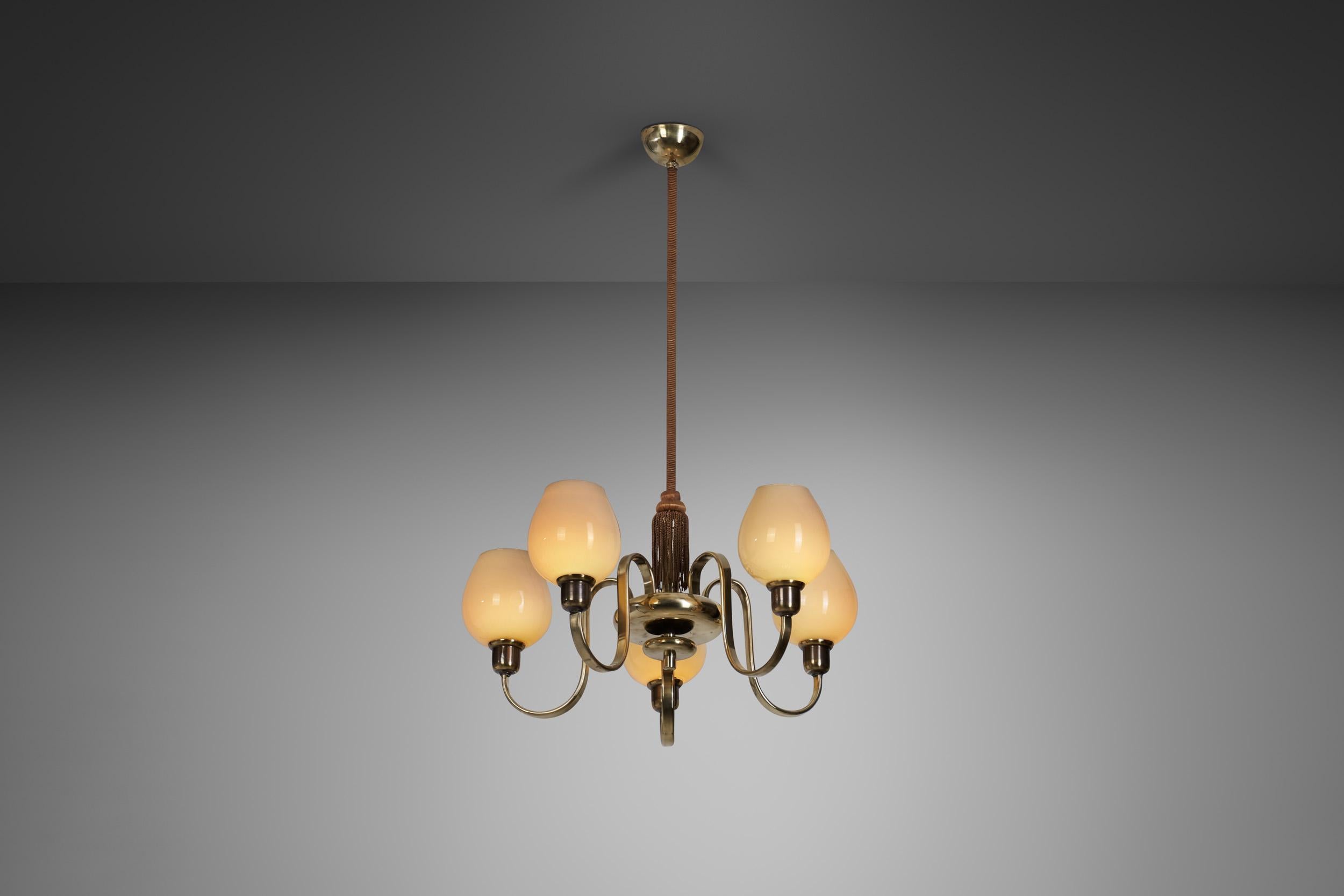 Mid-20th Century Paavo Tynell Brass Chandelier for Oy Taito AB, Finland, 1930s For Sale