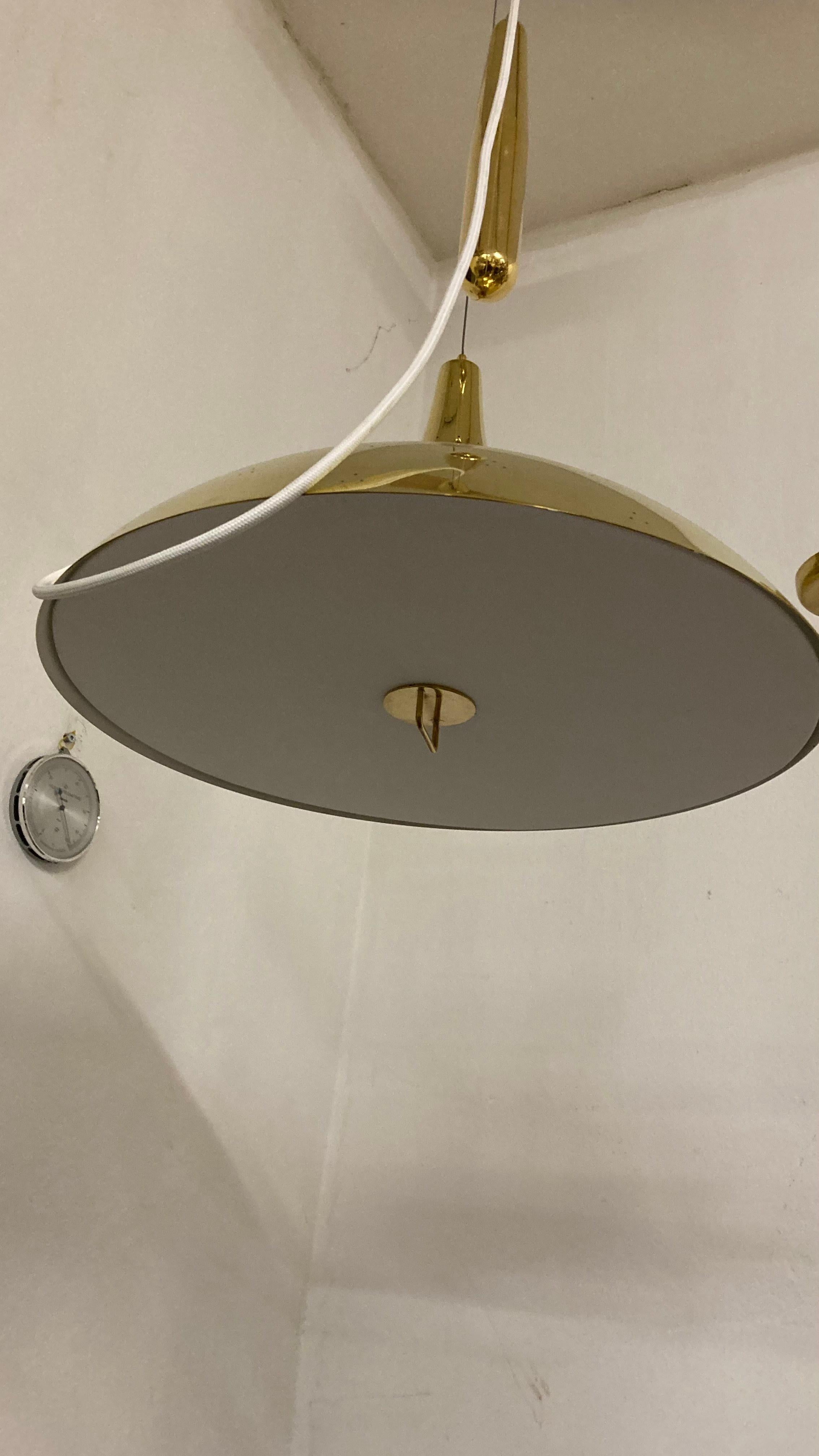Paavo Tynell, brass counterweight light A1965 for TAITO Oy In Good Condition In Turku, Varsinais-Suomi