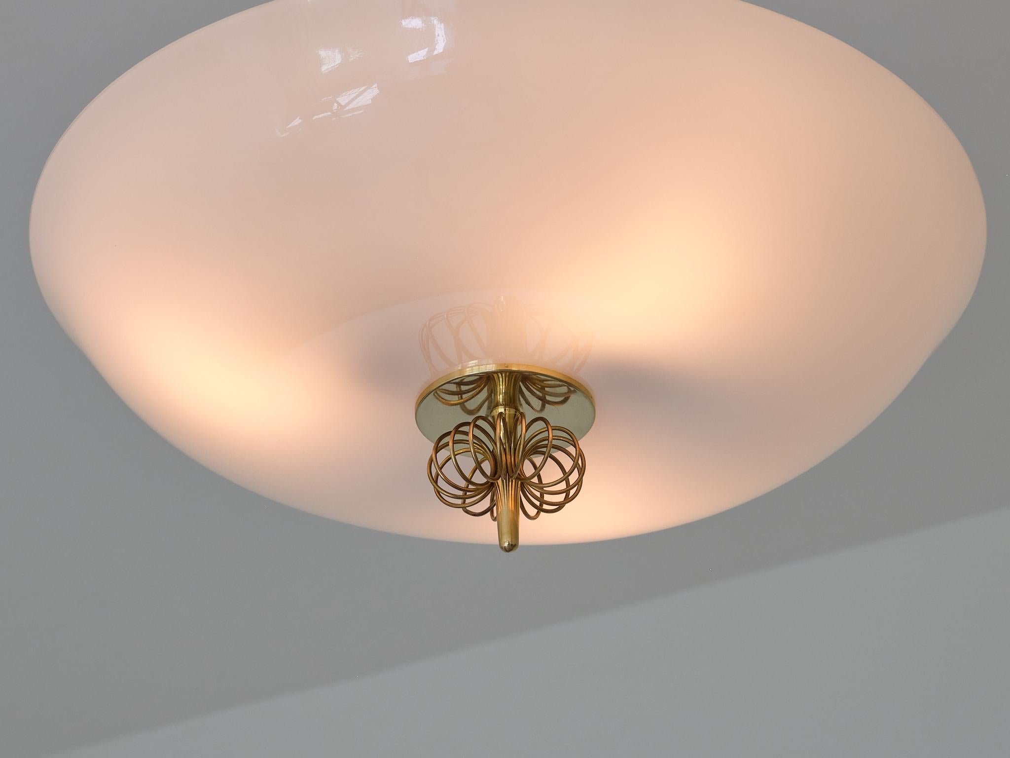 Paavo Tynell Brass Pendant Ceiling Light, Model 1088, Taito, Finland, 1940s For Sale 6