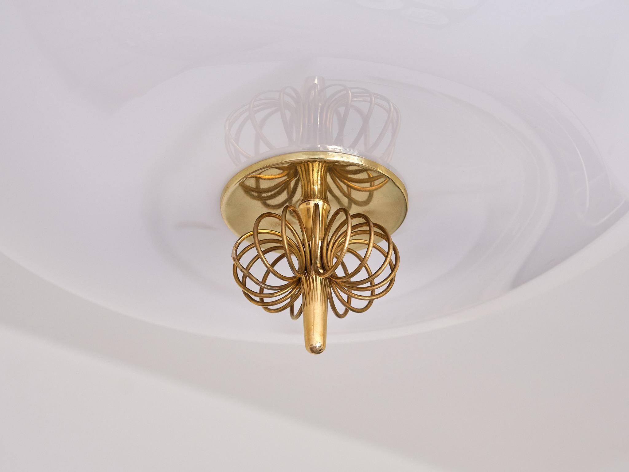 Paavo Tynell Brass Pendant Ceiling Light, Model 1088, Taito, Finland, 1940s For Sale 1