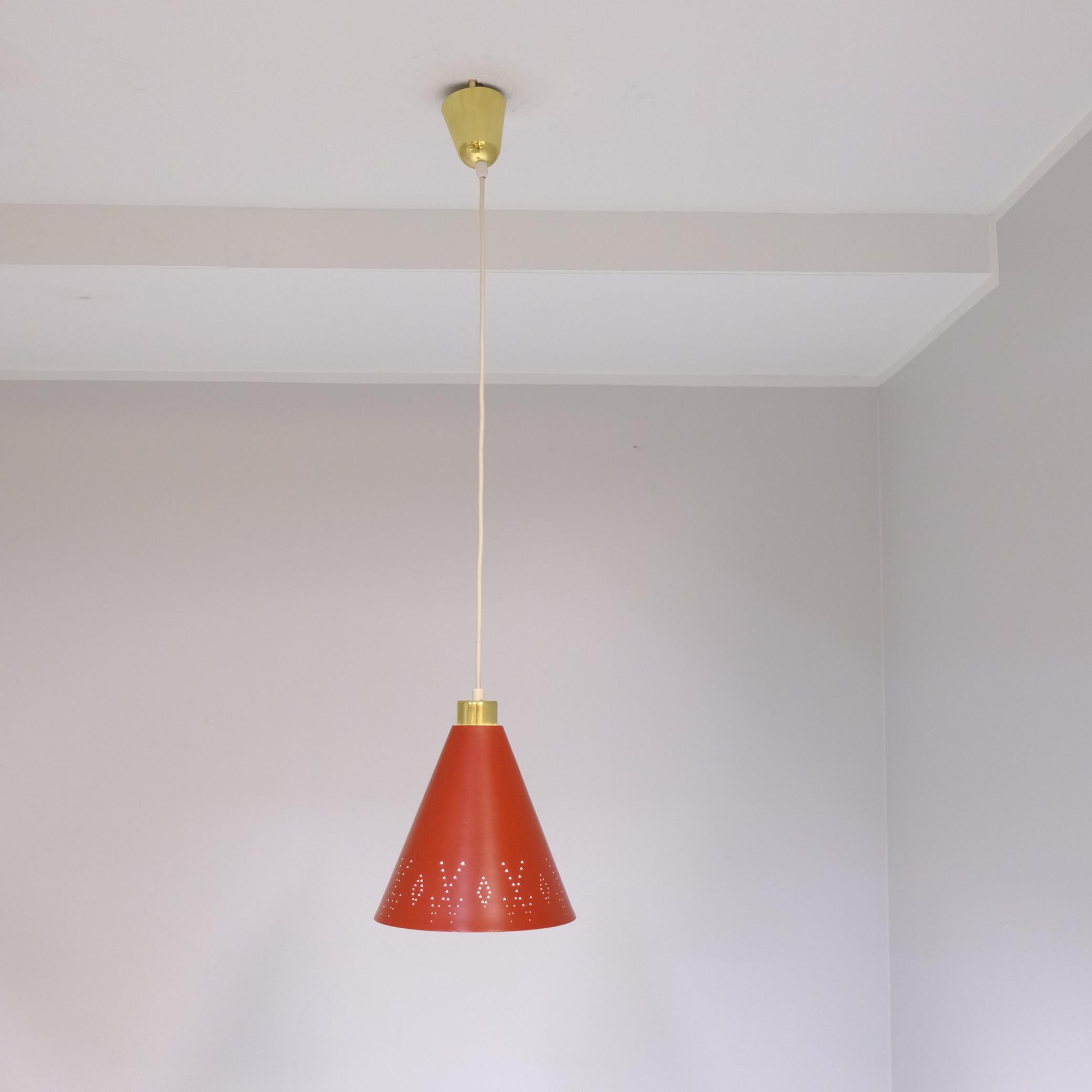 Paavo Tynell Brass & Perforated Red Metal Ceiling Lamp Model K2-58, Idman 1950s For Sale 5