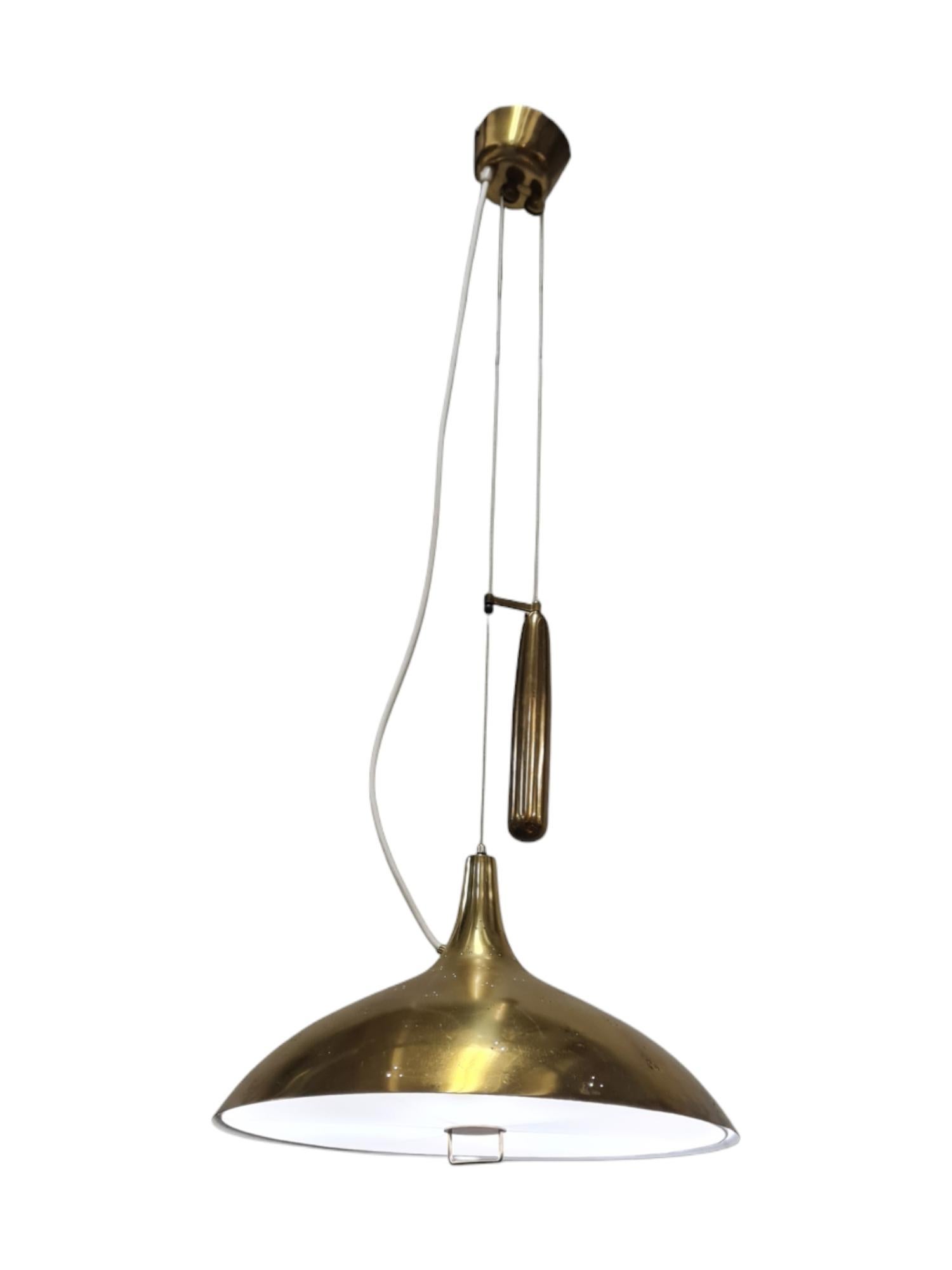 Lampada da soffitto regolabile in ottone Paavo Tynell Modello 1965, Taito 1950s in vendita 5