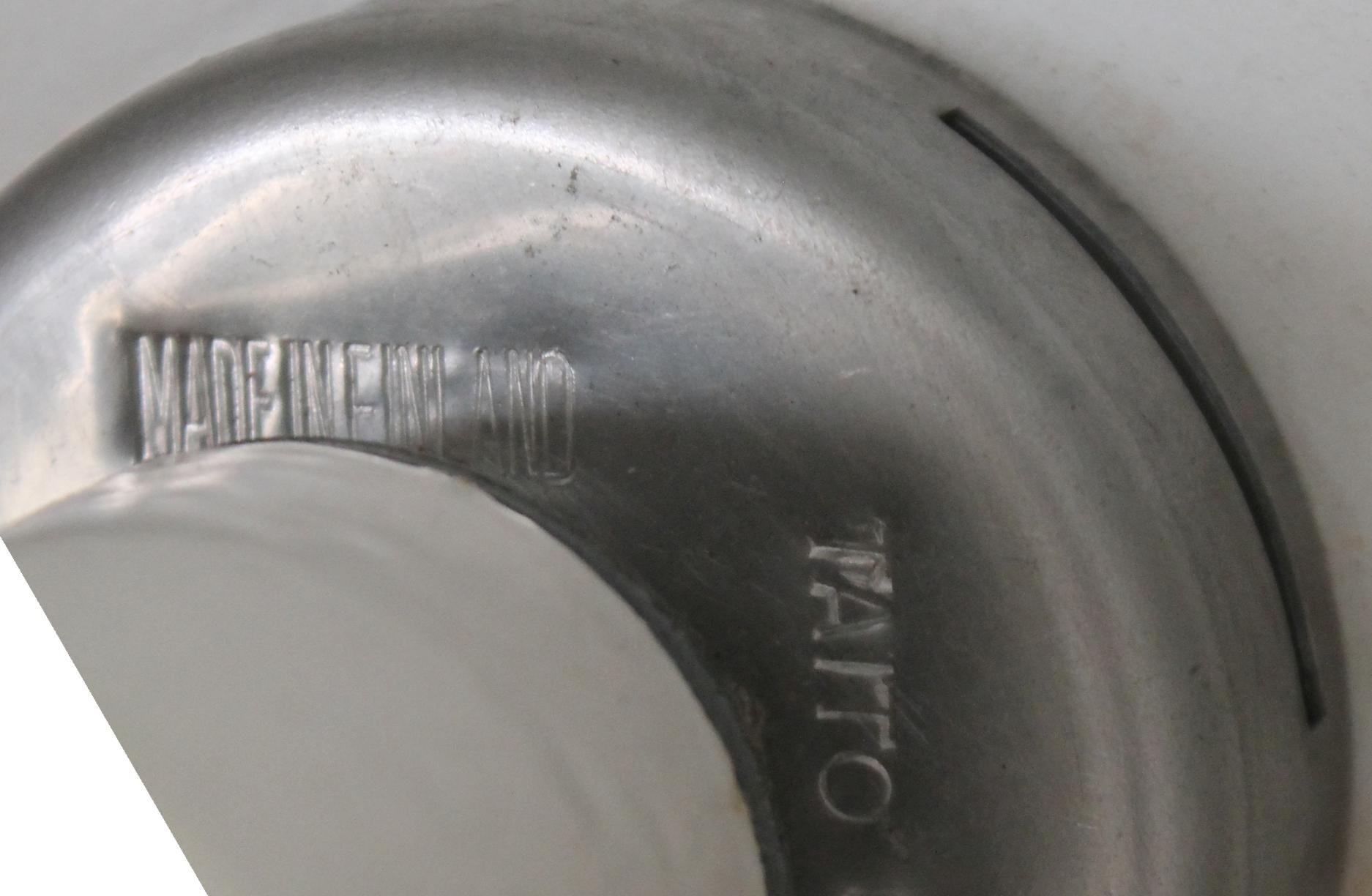 Lampada da parete a braccio oscillante in ottone Paavo Tynell Taito Finlandia. Lampada da parete a braccio oscillante in ottone Taito Finlandia. in vendita 1
