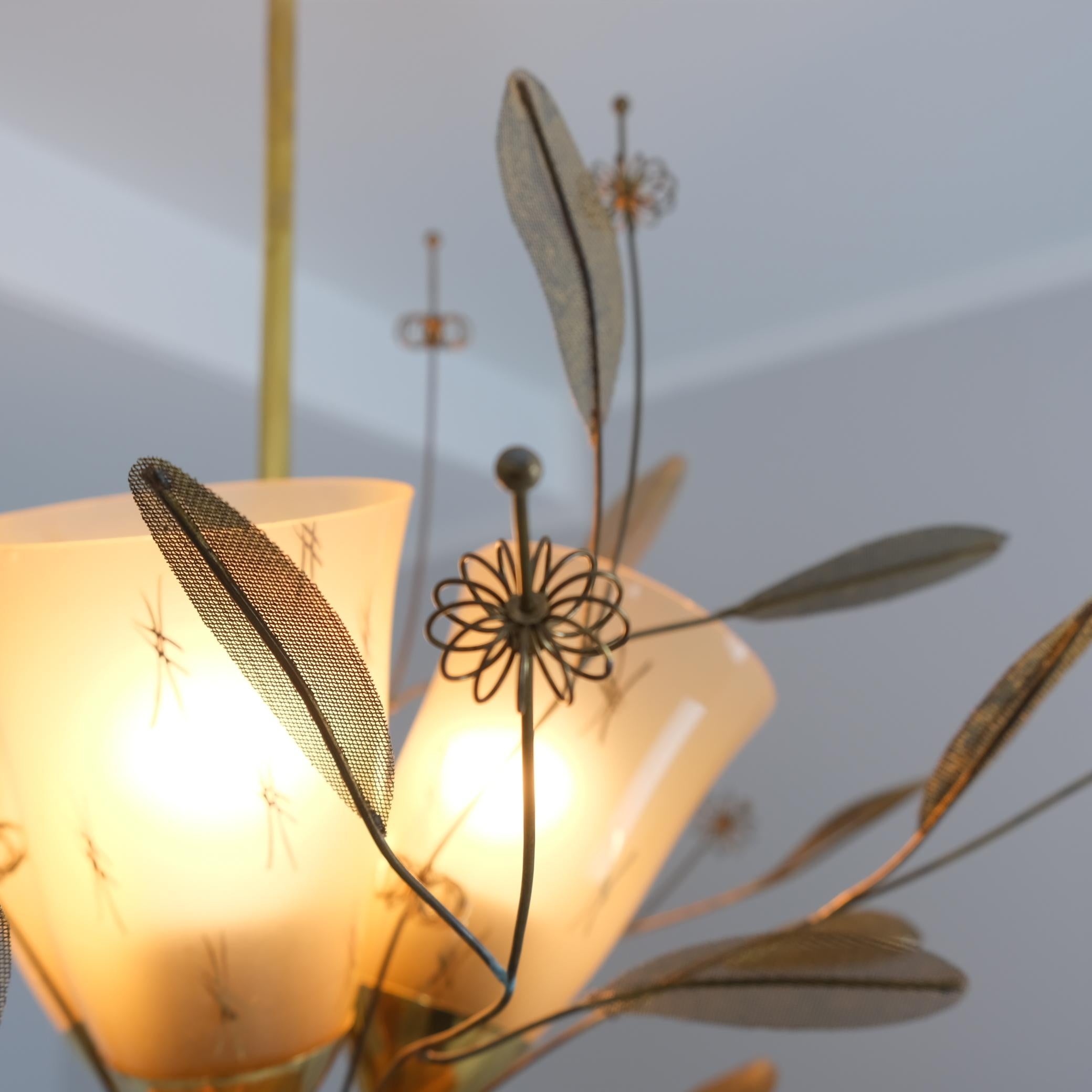 Paavo Tynell Bridal Bouquet Ceiling lamp 'Morsiuskimppu' 9029, Taito Oy 1950s In Good Condition For Sale In Helsinki, FI