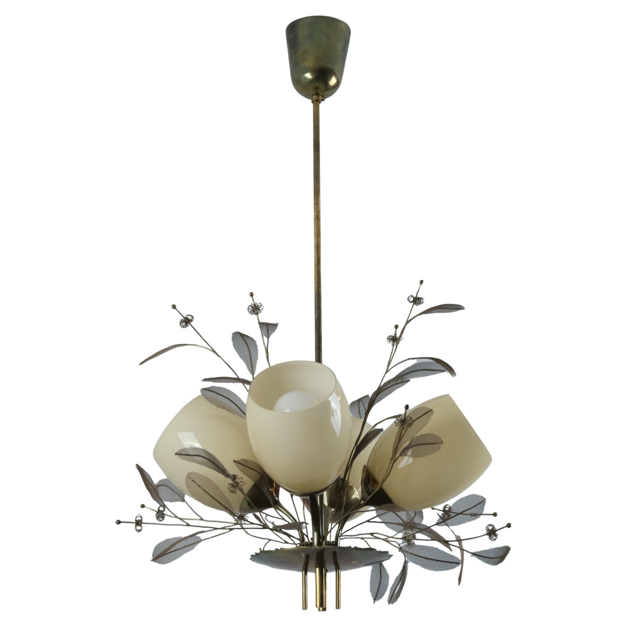 Paavo Tynell Bridal Bouquet Chandelier Model 9029/4, Brass & Glass, Taito 1950s
