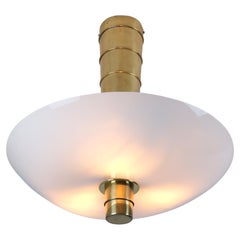 Lampada da soffitto Paavo Tynell "Cannon Shell" 9053 in ottone e vetro, Idman 1950s